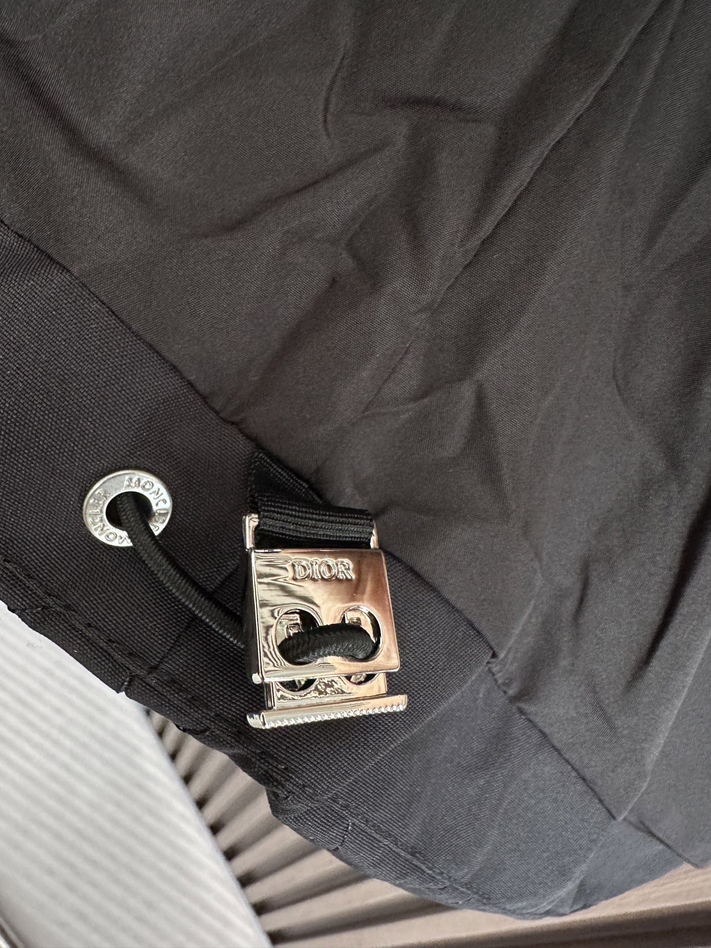 Dior 迪家25FW秋冬新款棉服夹克 进口面料 定制五金 细节满满 简约时尚 适配商务、休闲等多种场合