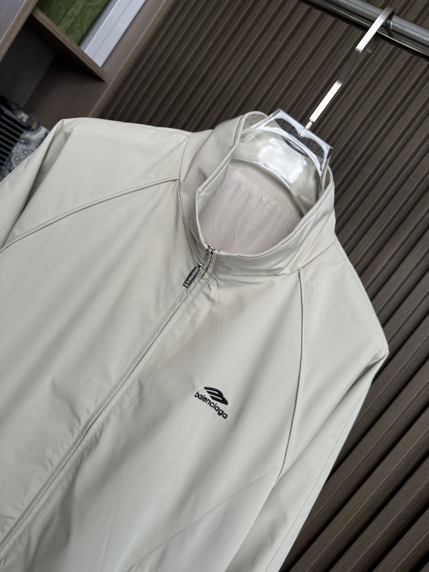 （浅卡其～）Balenciaga巴黎世家25FW秋冬立领夹克