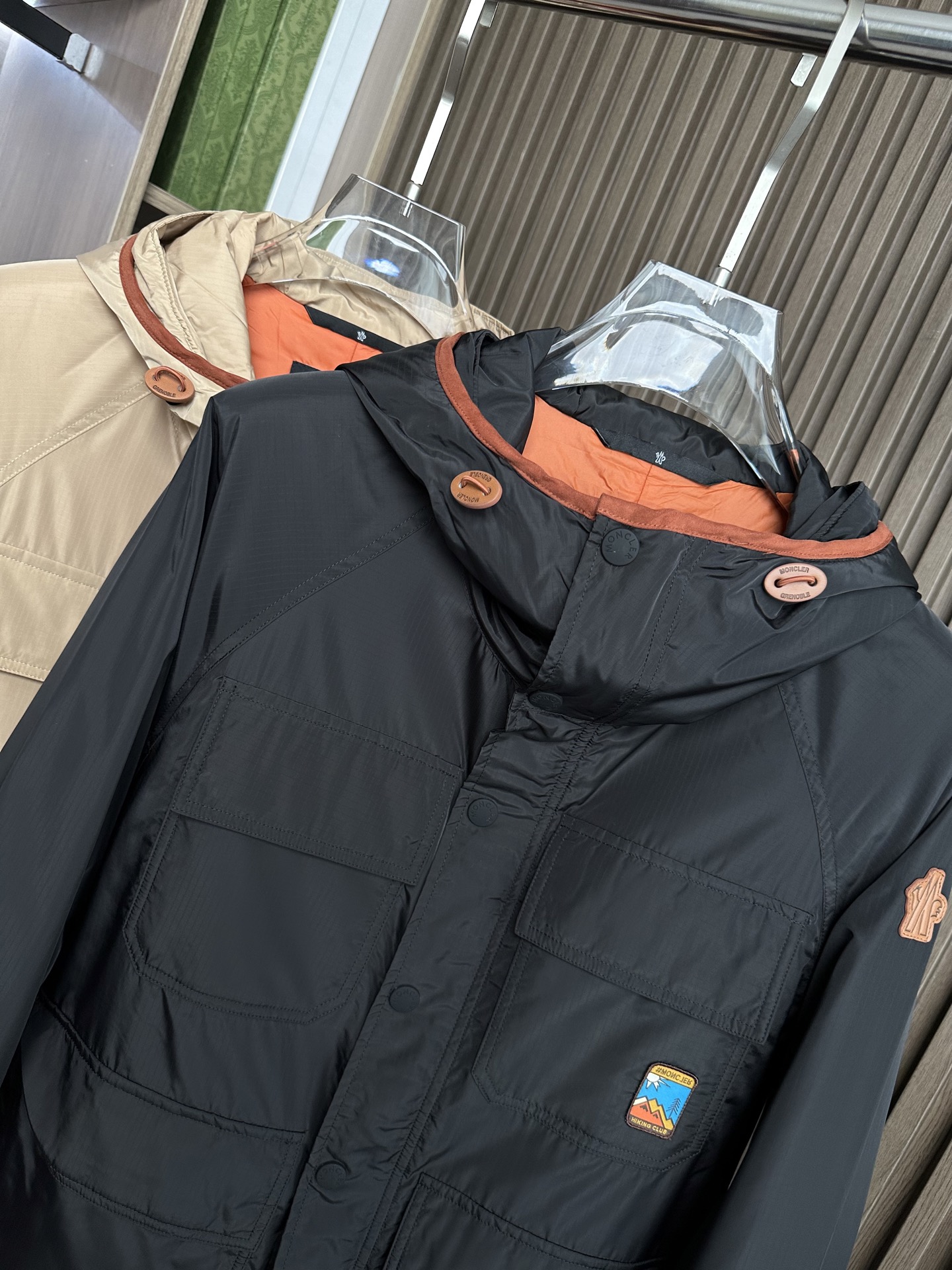 Mon蒙口25FW秋冬新款夹棉夹克穿三标齐全 特殊定制面料 专柜同款品质 超级重工 面料做工杠杠的👍版型