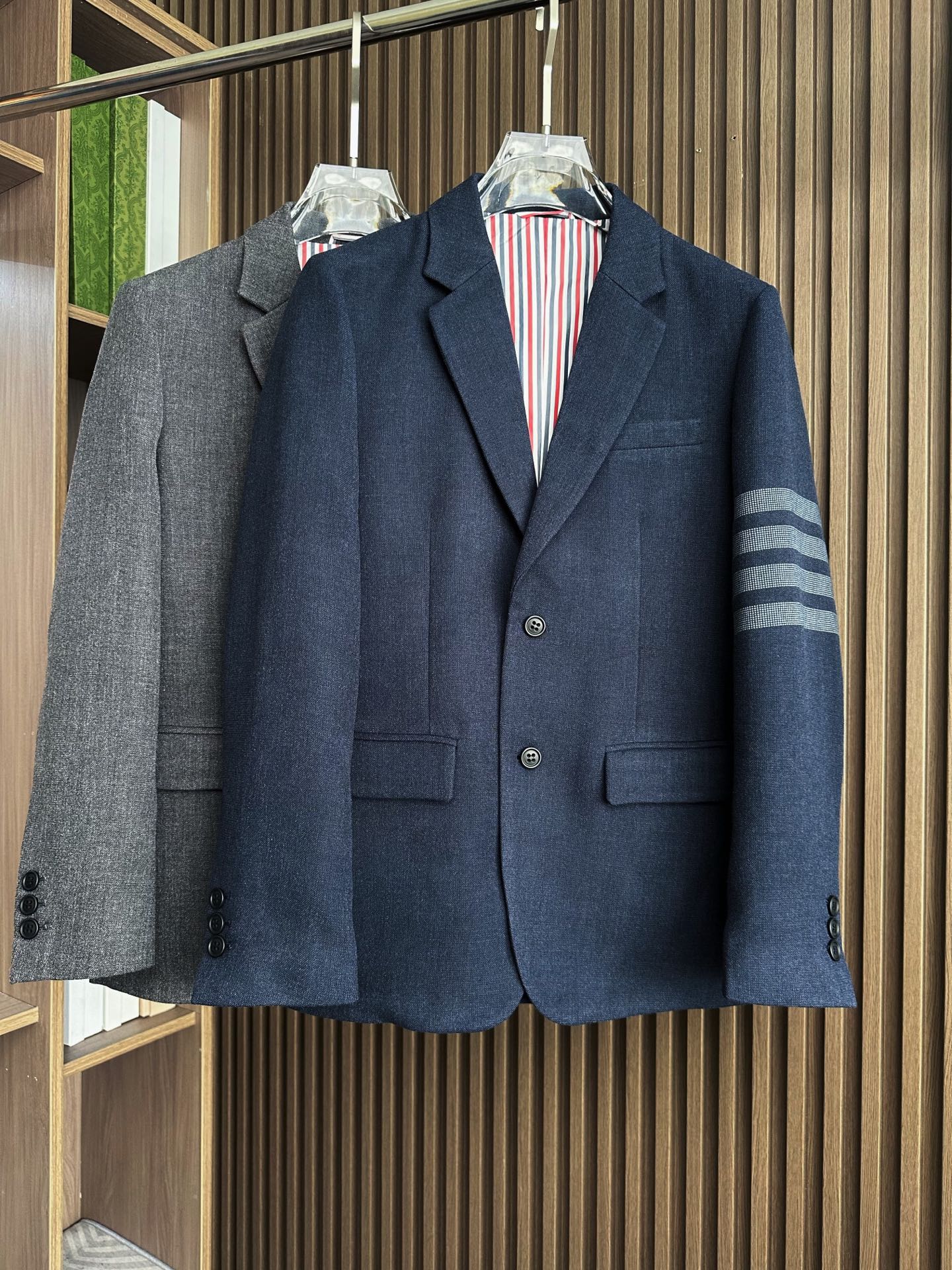 TB原单男士2025年最新秋冬时装羊毛单西，明星级的一款单品！高颜值且品型兼备的一款西装！TB家族此款单