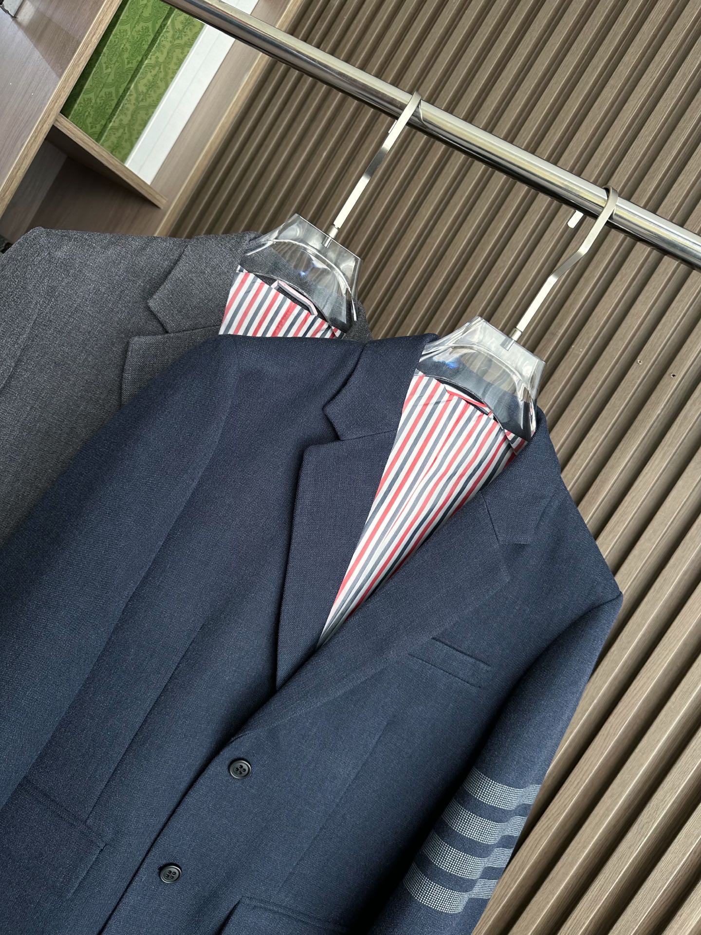 TB原单男士2025年最新秋冬时装羊毛单西，明星级的一款单品！高颜值且品型兼备的一款西装！TB家族此款单