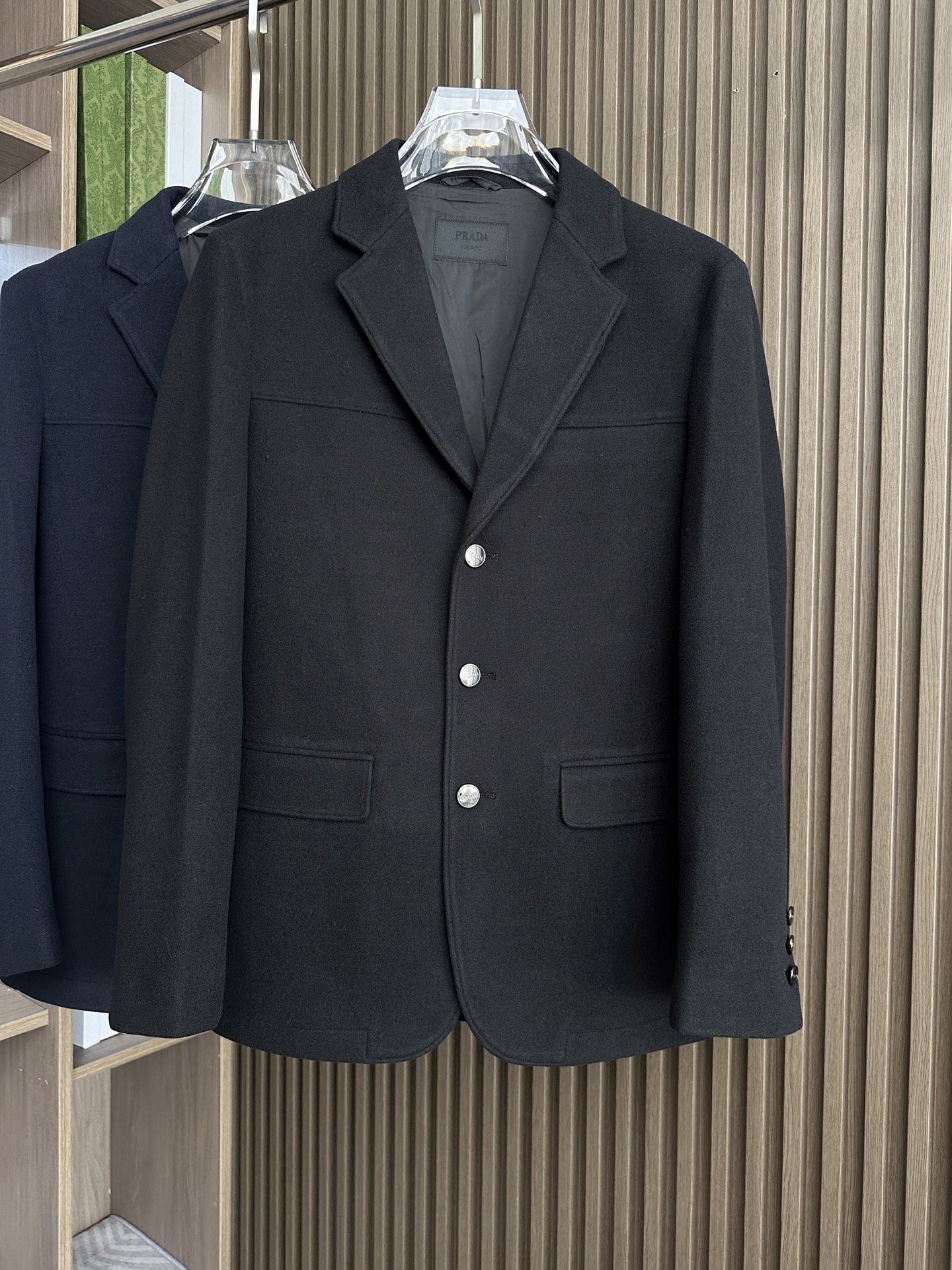 PRADA 普拉达2025ss秋冬新款男士商务羊毛呢西装！超高端顶尖一线成衣手工系列，西装领域里的佼佼者
