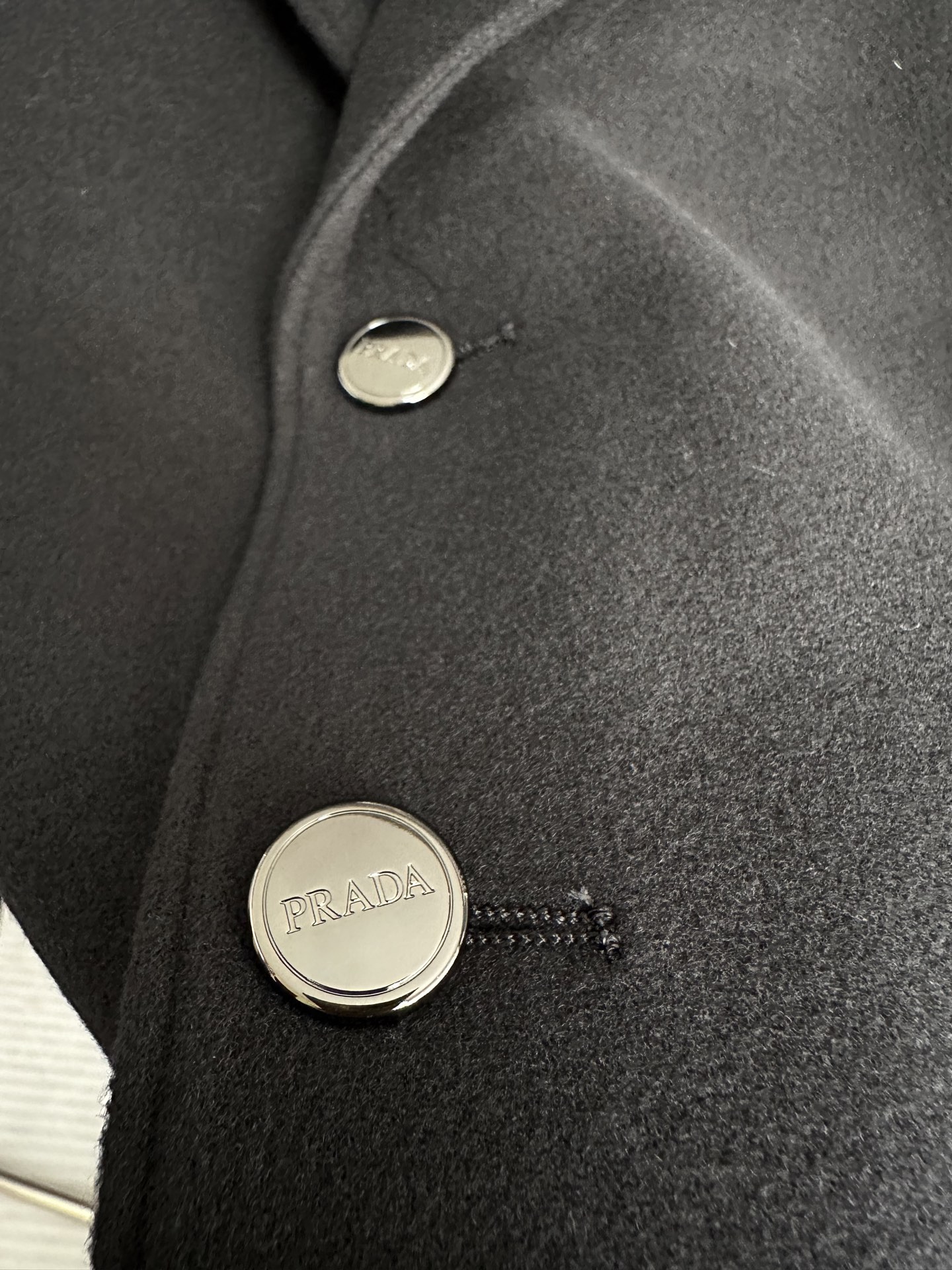 （黑～）PRADA 普拉达2025ss秋冬新款男士商务羊毛呢西装！