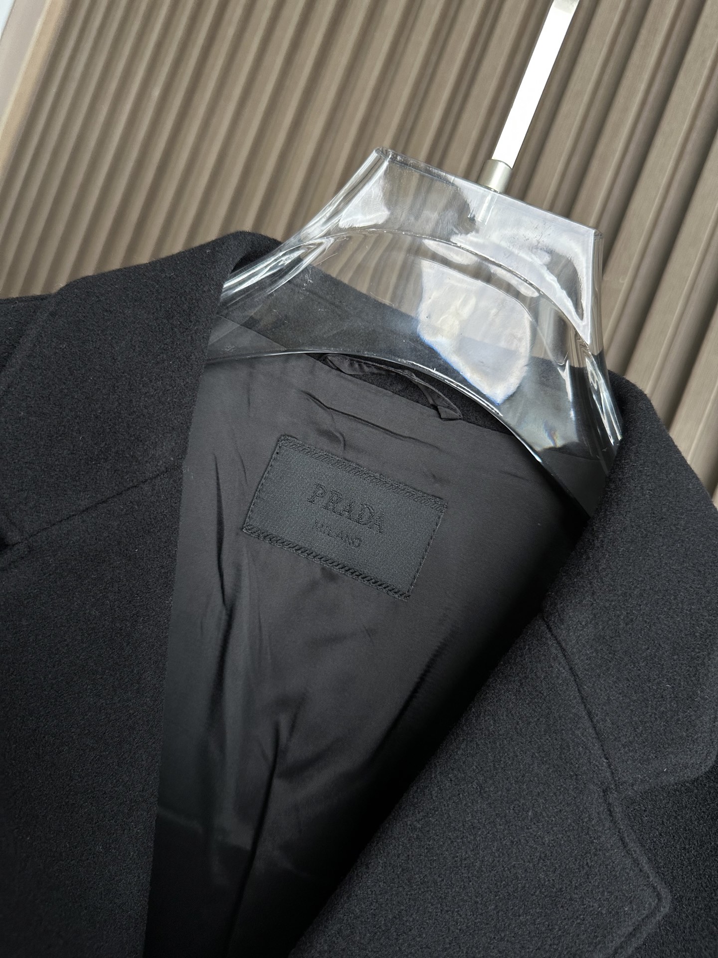 （黑～）PRADA 普拉达2025ss秋冬新款男士商务羊毛呢西装！