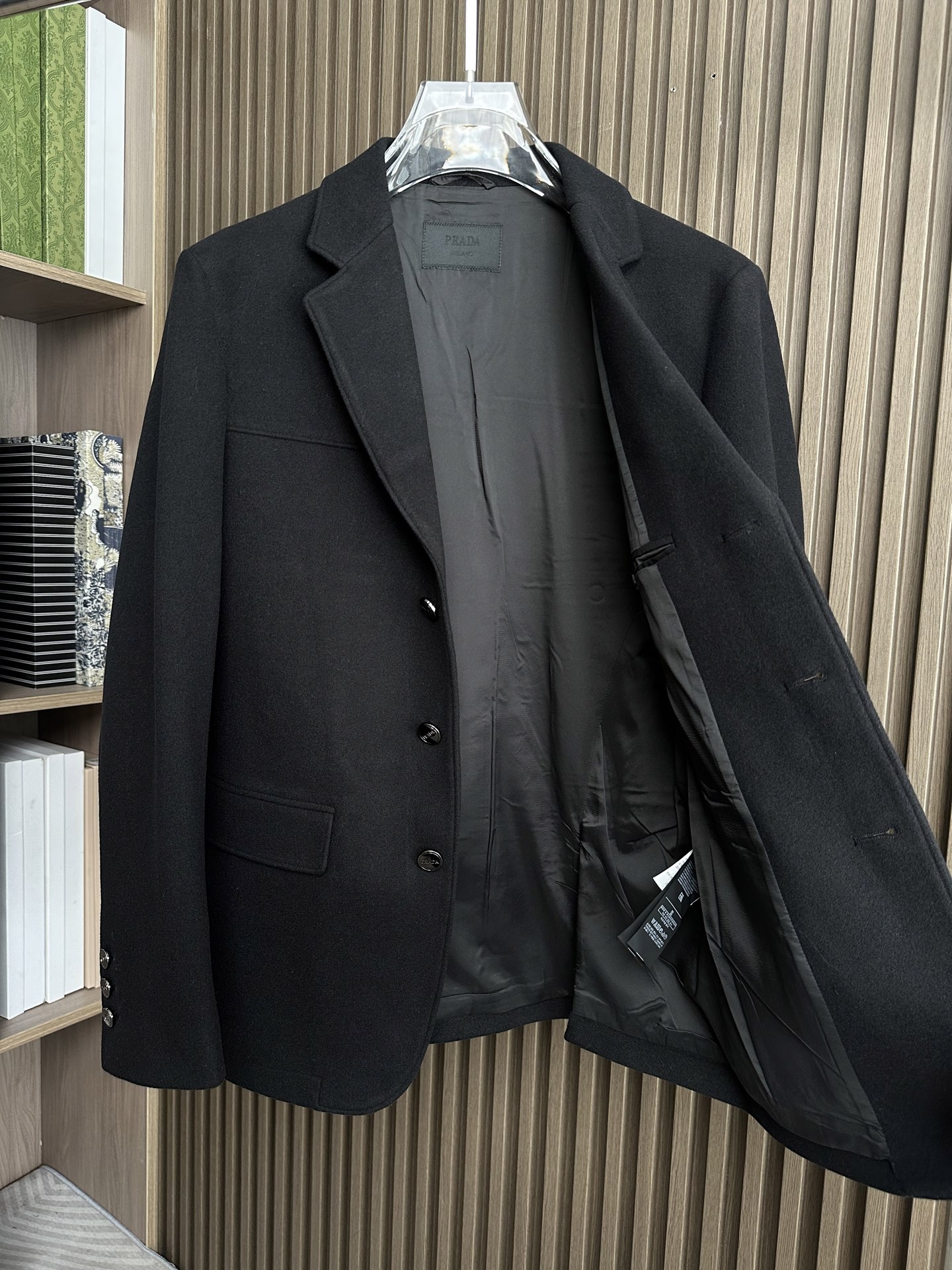 （黑～）PRADA 普拉达2025ss秋冬新款男士商务羊毛呢西装！