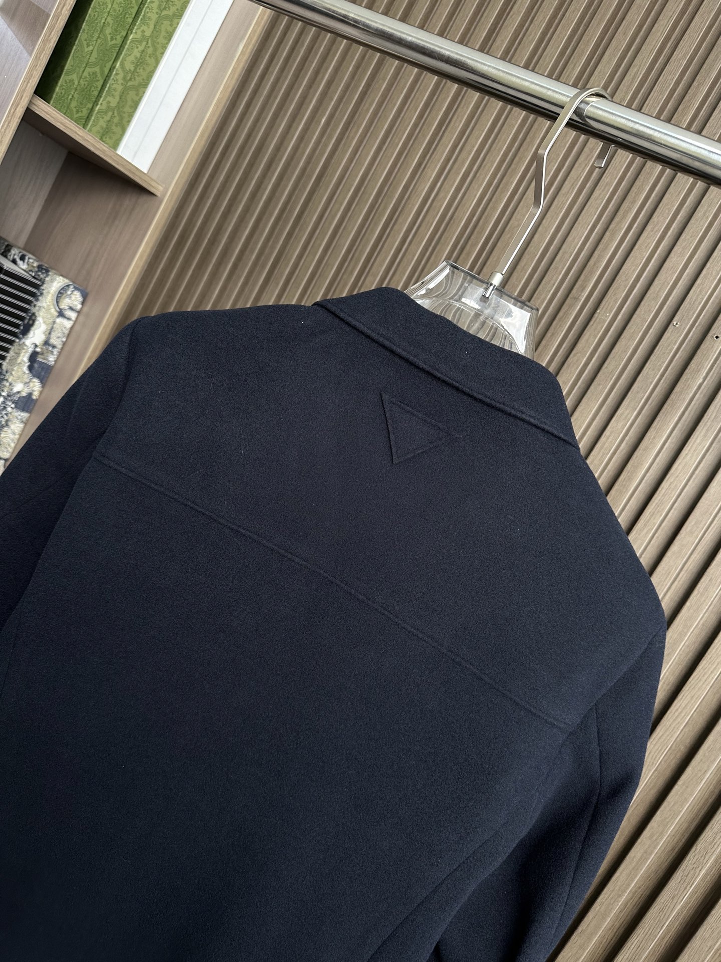 （藏蓝～）PRADA 普拉达2025ss秋冬新款男士商务羊毛呢西装！