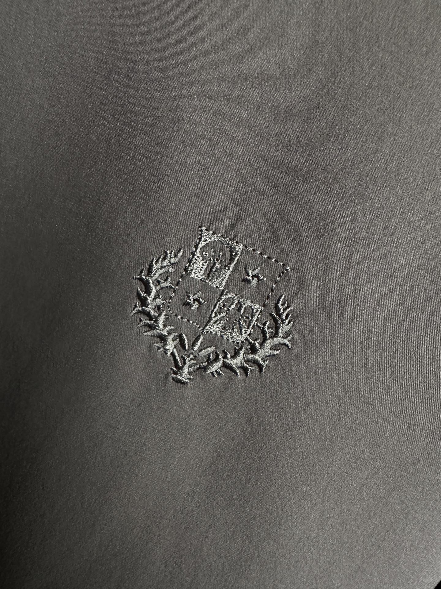 （藏蓝色～）lP🆕 诺悠翩雅羊毛立领夹克外套，