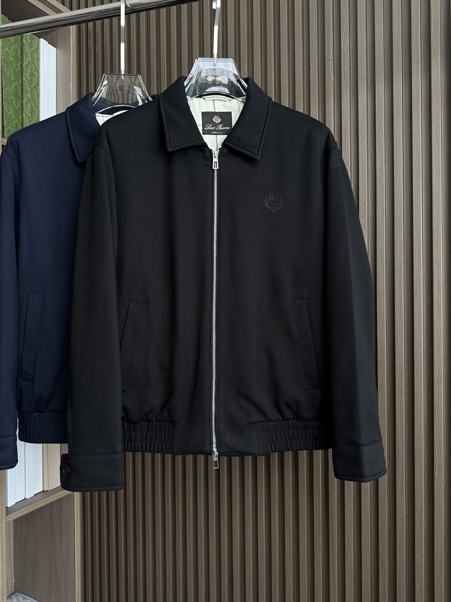 BC家2025fw男装秋冬新品翻领加厚外套Moto翻领设计，在保持时尚感的同时，还能在一定程度上抵御风寒