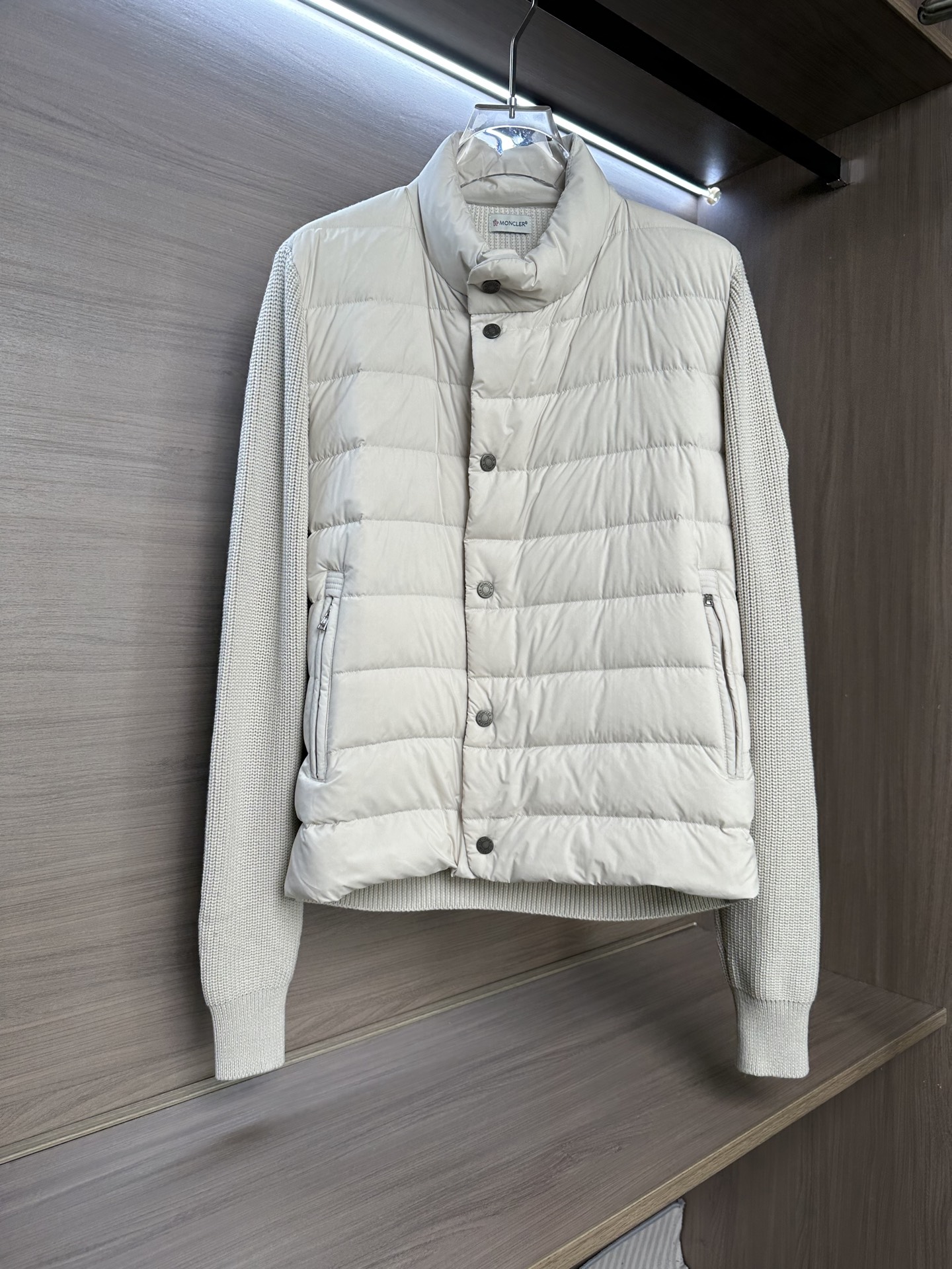羽绒服 Mon蒙口2025 秋冬季新品｜拼接针织羽绒服｜重塑运动高奢风格 不据常规的设计理念，精选进口面