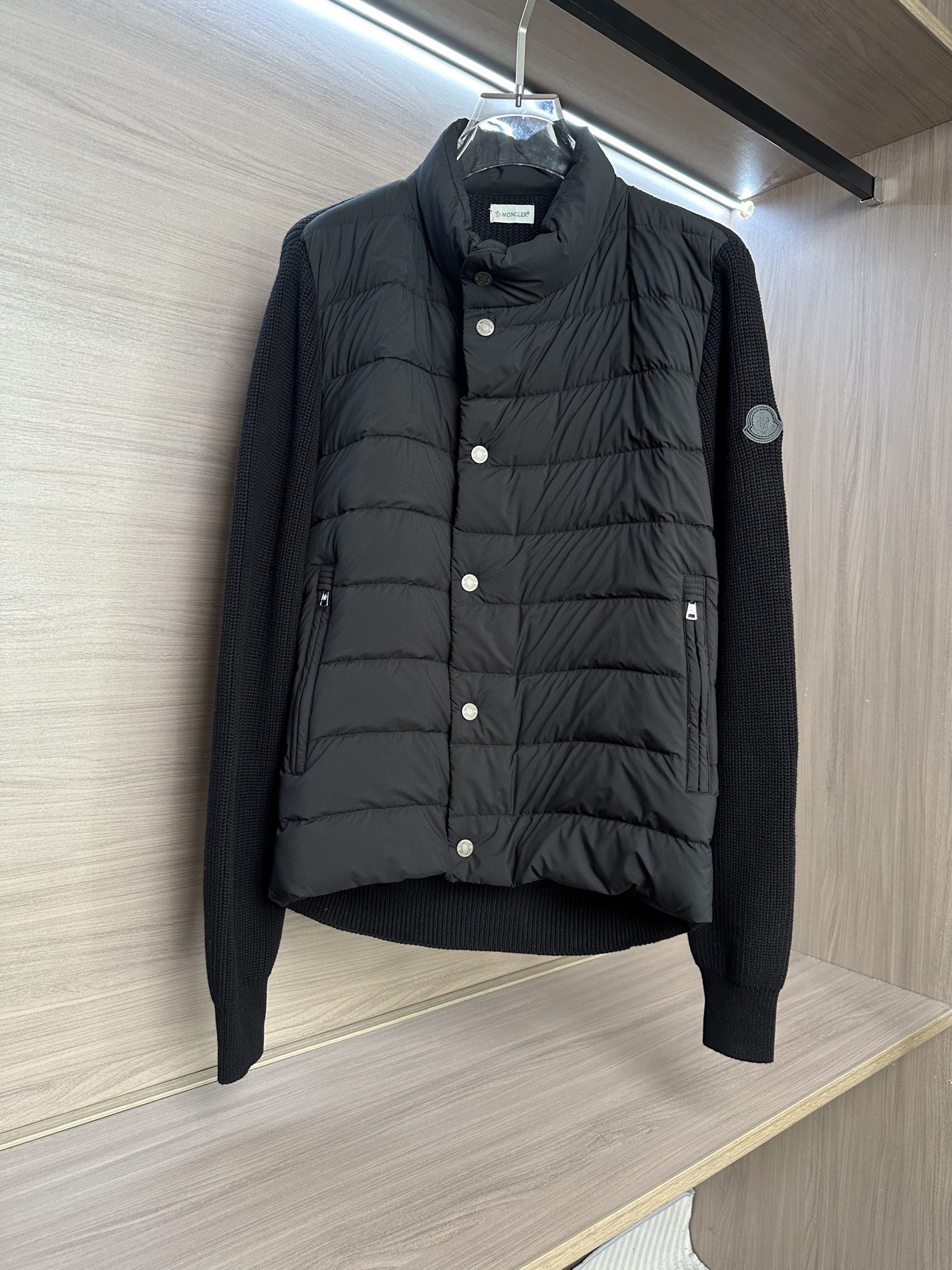 羽绒服 Mon蒙口2025 秋冬季新品｜拼接针织羽绒服｜重塑运动高奢风格 不据常规的设计理念，精选进口面