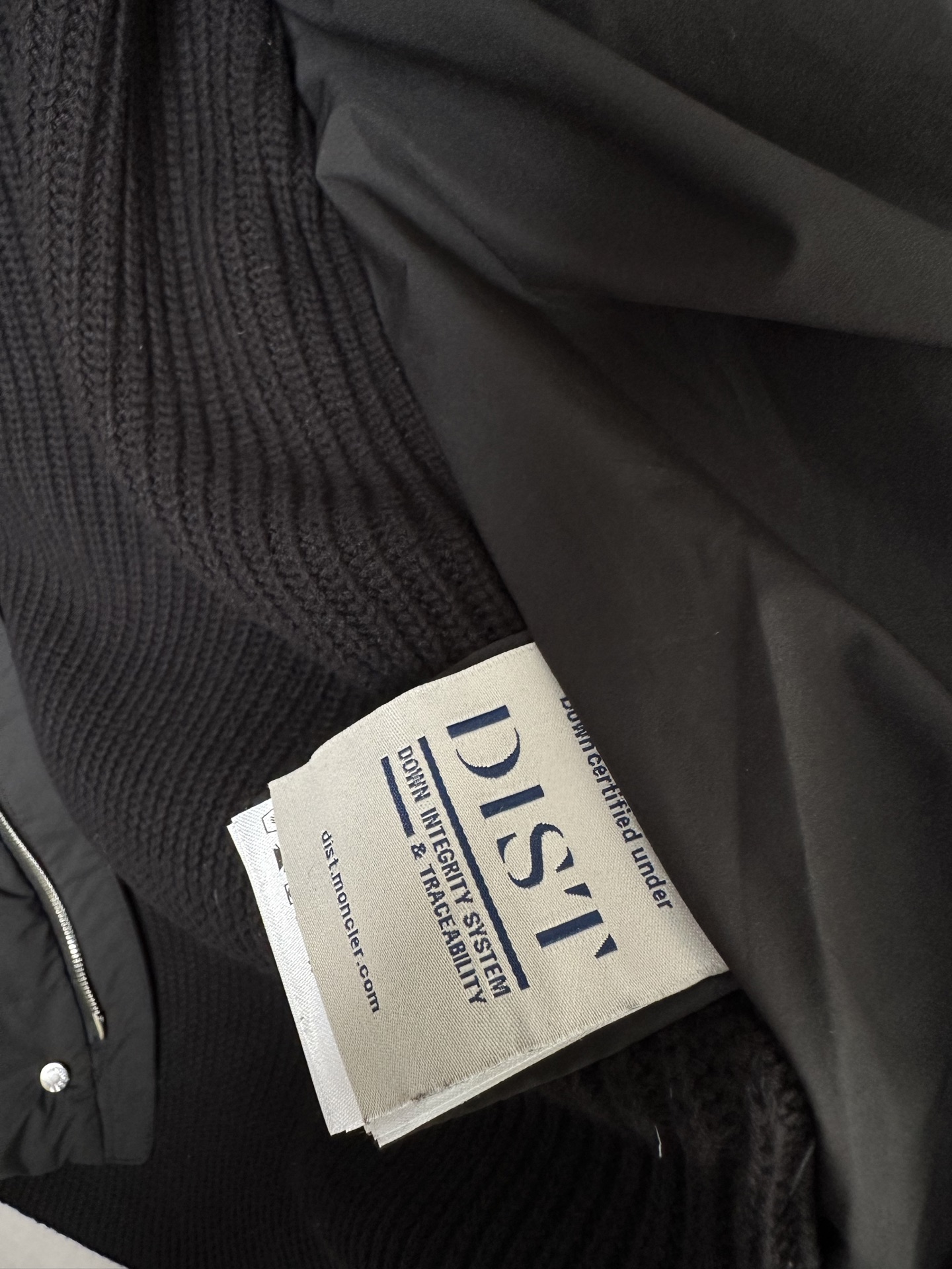 羽绒服 （黑～）Mon蒙口2025 秋冬季新品｜拼接针织羽绒服｜重塑运动高奢风格