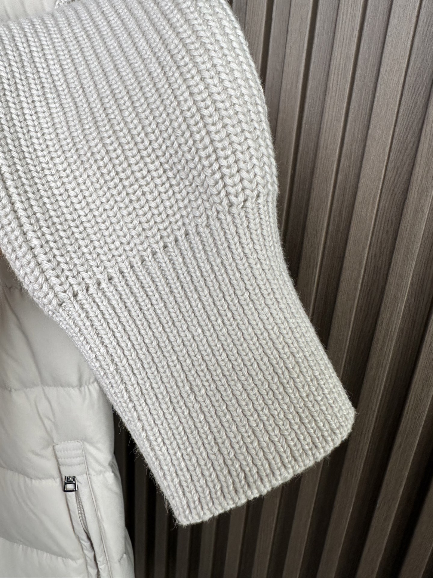 羽绒服 （米白～）Mon蒙口2025 秋冬季新品｜拼接针织羽绒服｜重塑运动高奢风格