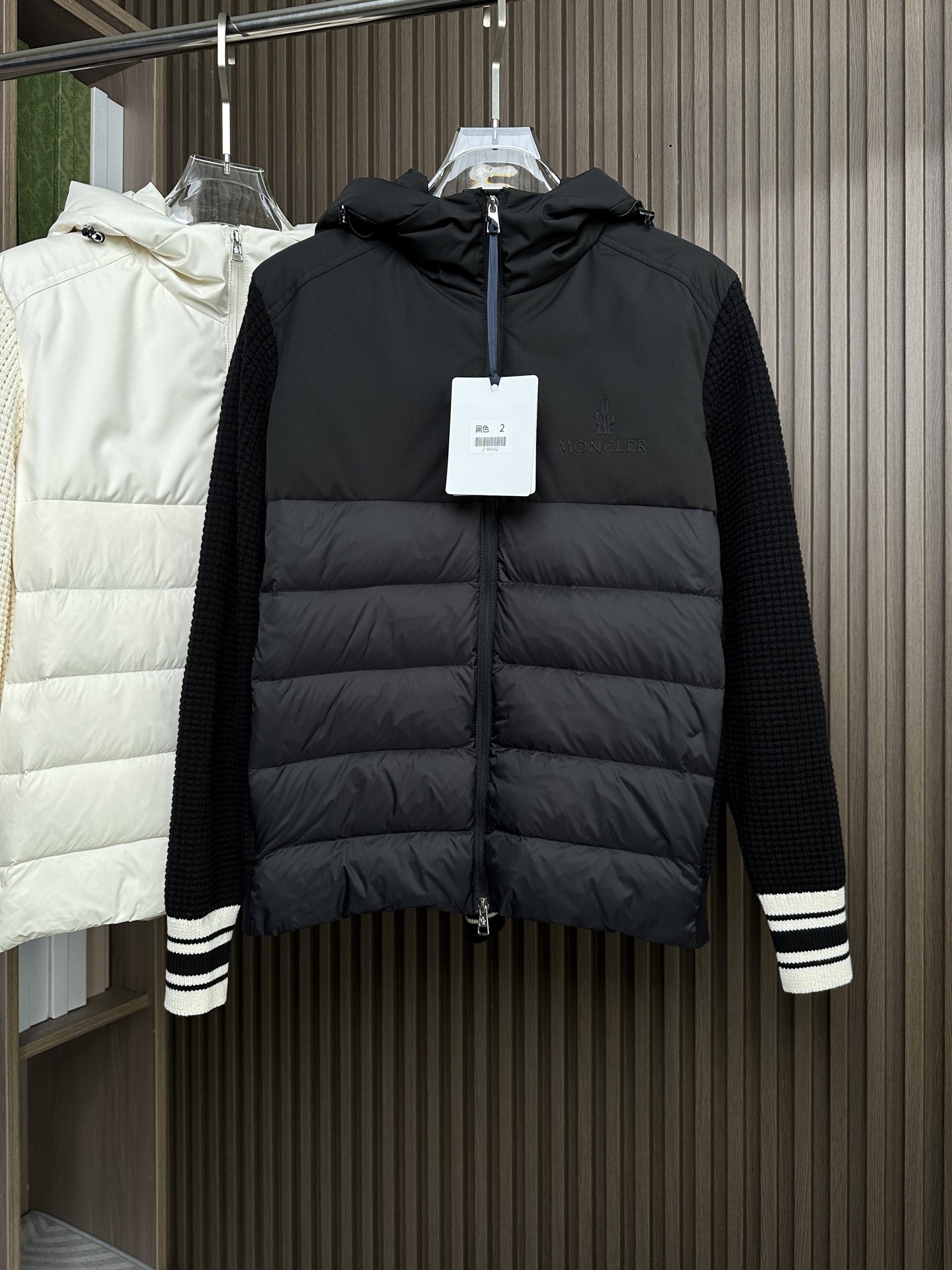 羽绒服 Mon蒙口2025 秋冬季新品｜拼接针织羽绒服｜重塑运动高奢风格 不据常规的设计理念，精选进口面