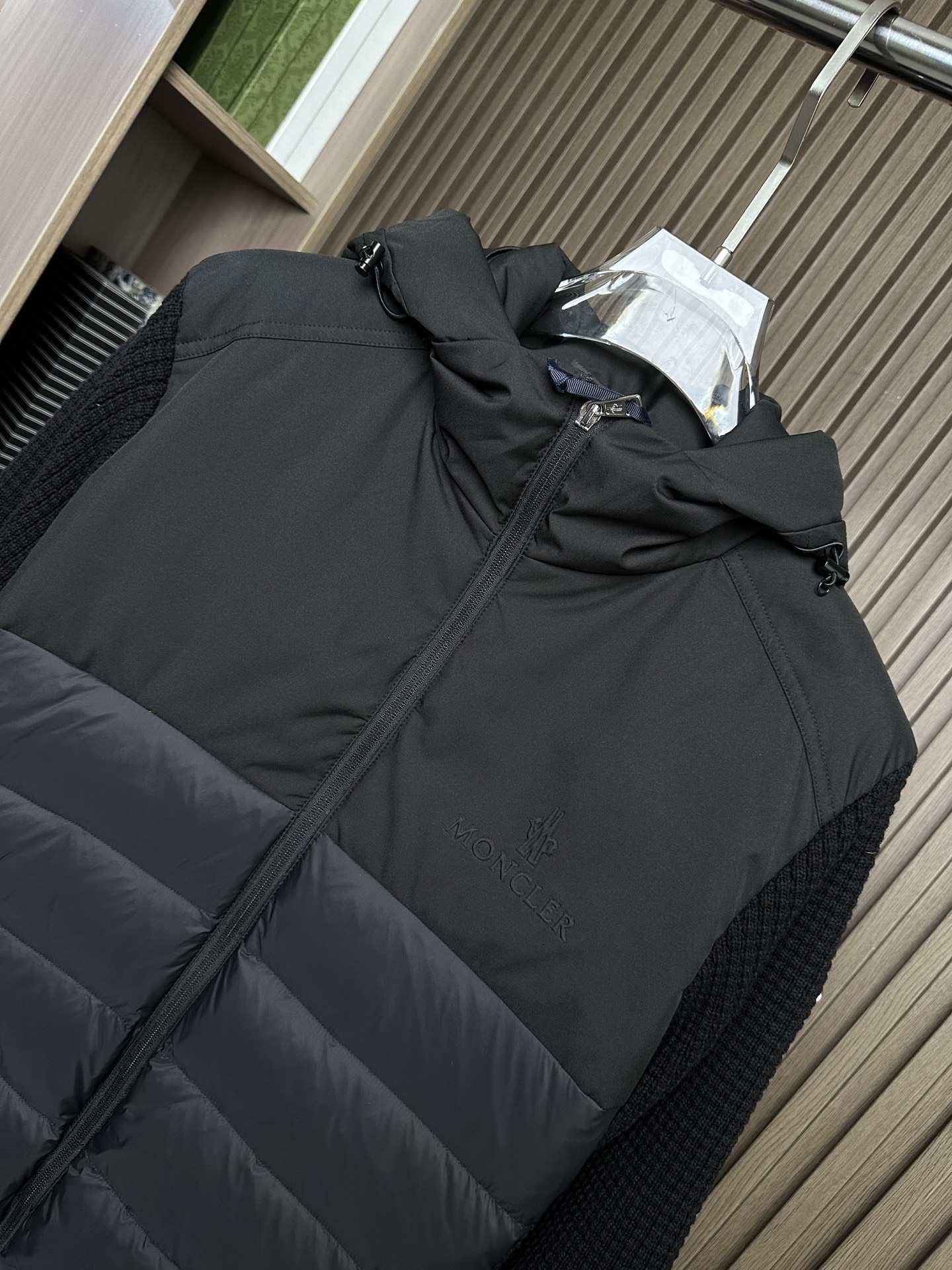 羽绒服 （黑～）Mon蒙口2025 秋冬季新品｜拼接针织羽绒服｜重塑运动高奢风格