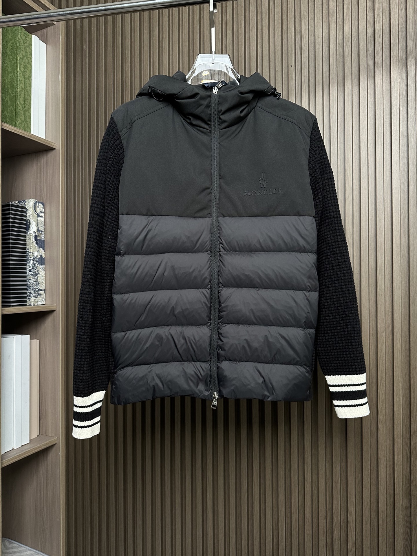 羽绒服 （黑～）Mon蒙口2025 秋冬季新品｜拼接针织羽绒服｜重塑运动高奢风格