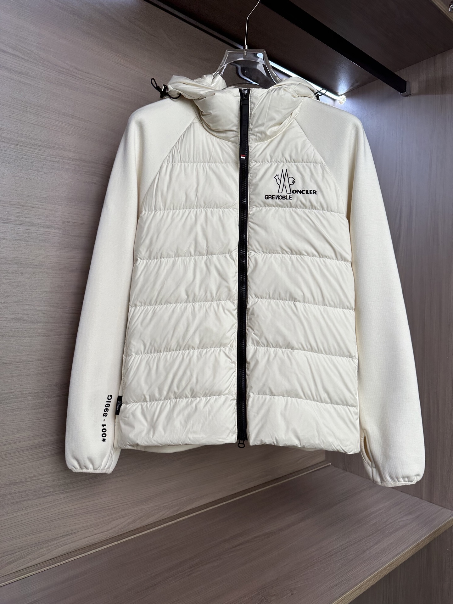 羽绒服 Mon蒙口2025 秋冬季新品｜拼接针织羽绒服｜重塑运动高奢风格 不据常规的设计理念，精选进口面