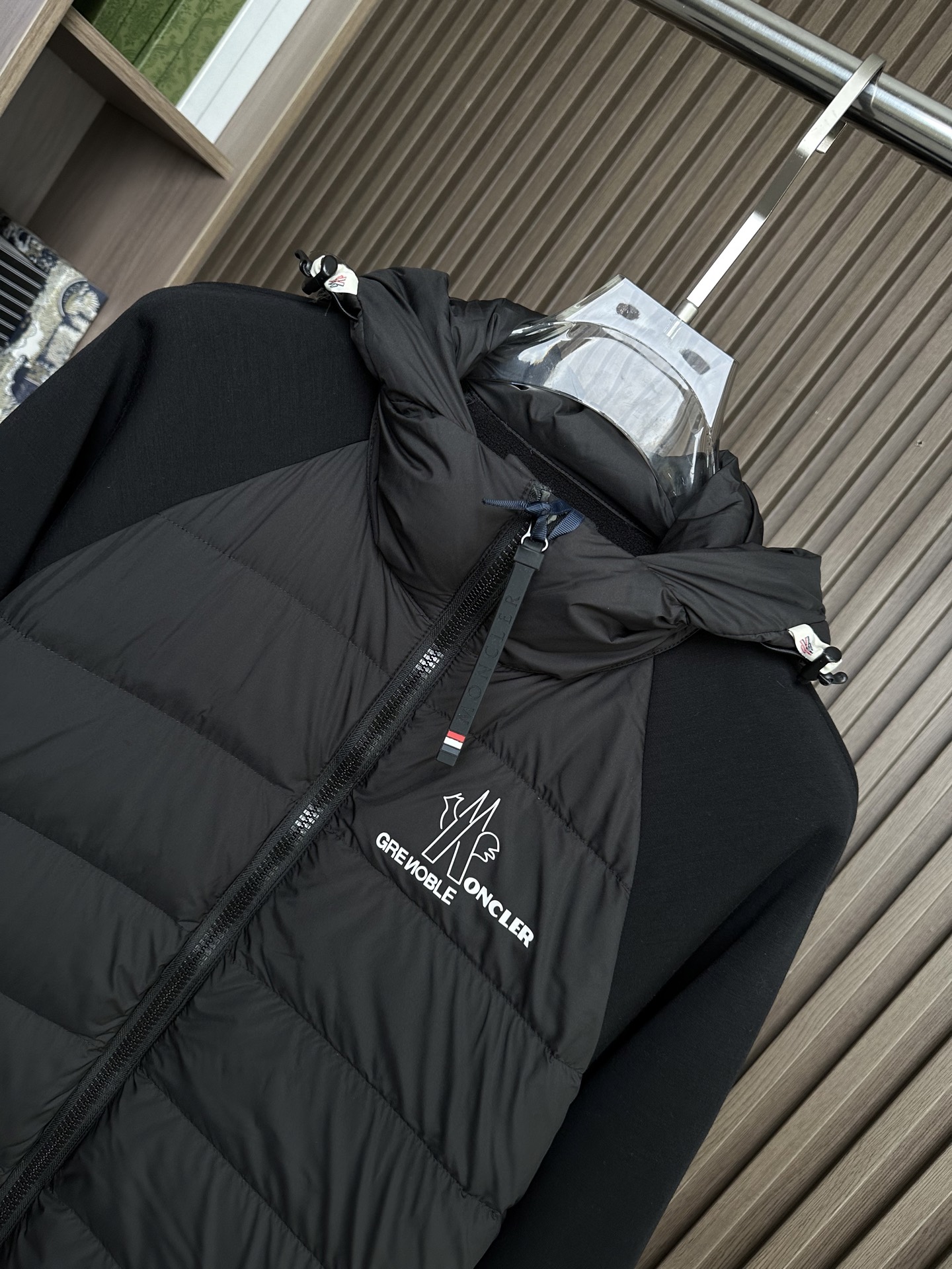 羽绒服 （黑～）Mon蒙口2025 秋冬季新品｜拼接针织羽绒服｜重塑运动高奢风格