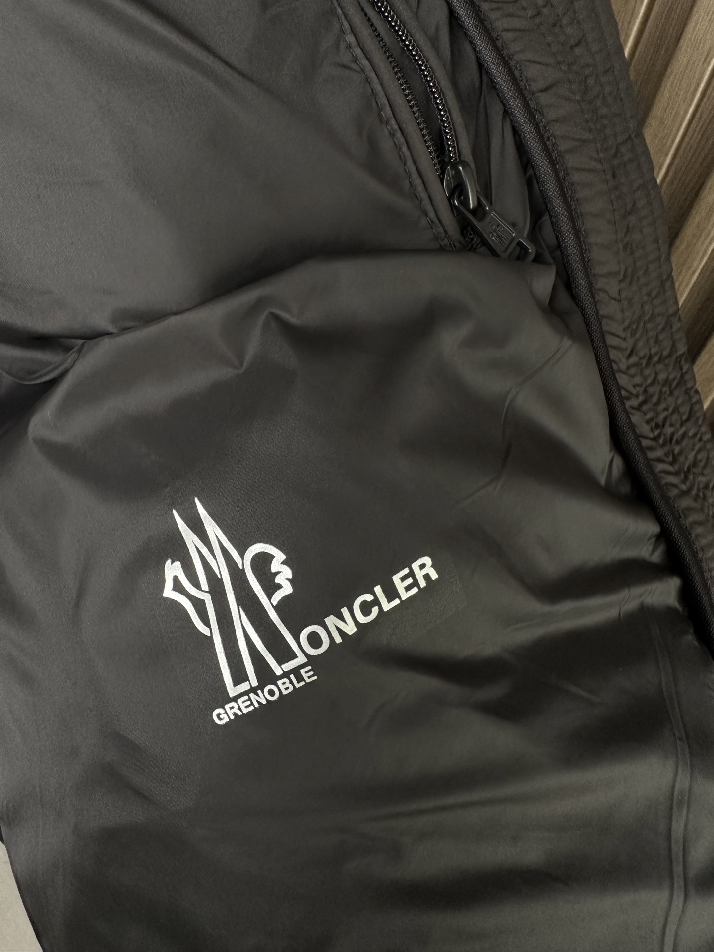 羽绒服 （黑～）Mon蒙口2025 秋冬季新品｜拼接针织羽绒服｜重塑运动高奢风格