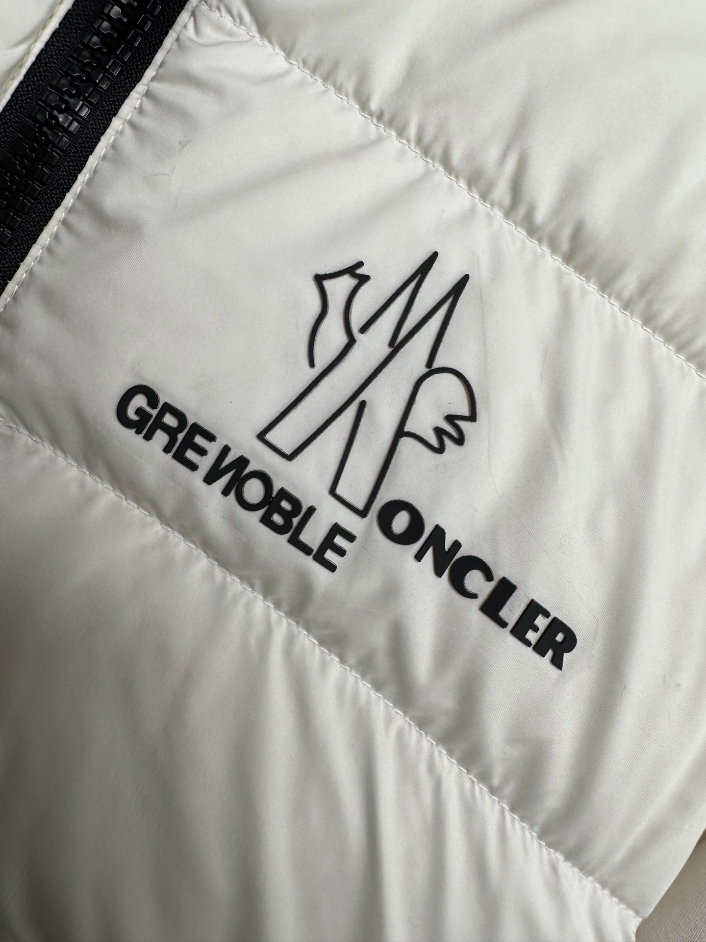 羽绒服 （白～）Mon蒙口2025 秋冬季新品｜拼接针织羽绒服｜重塑运动高奢风格