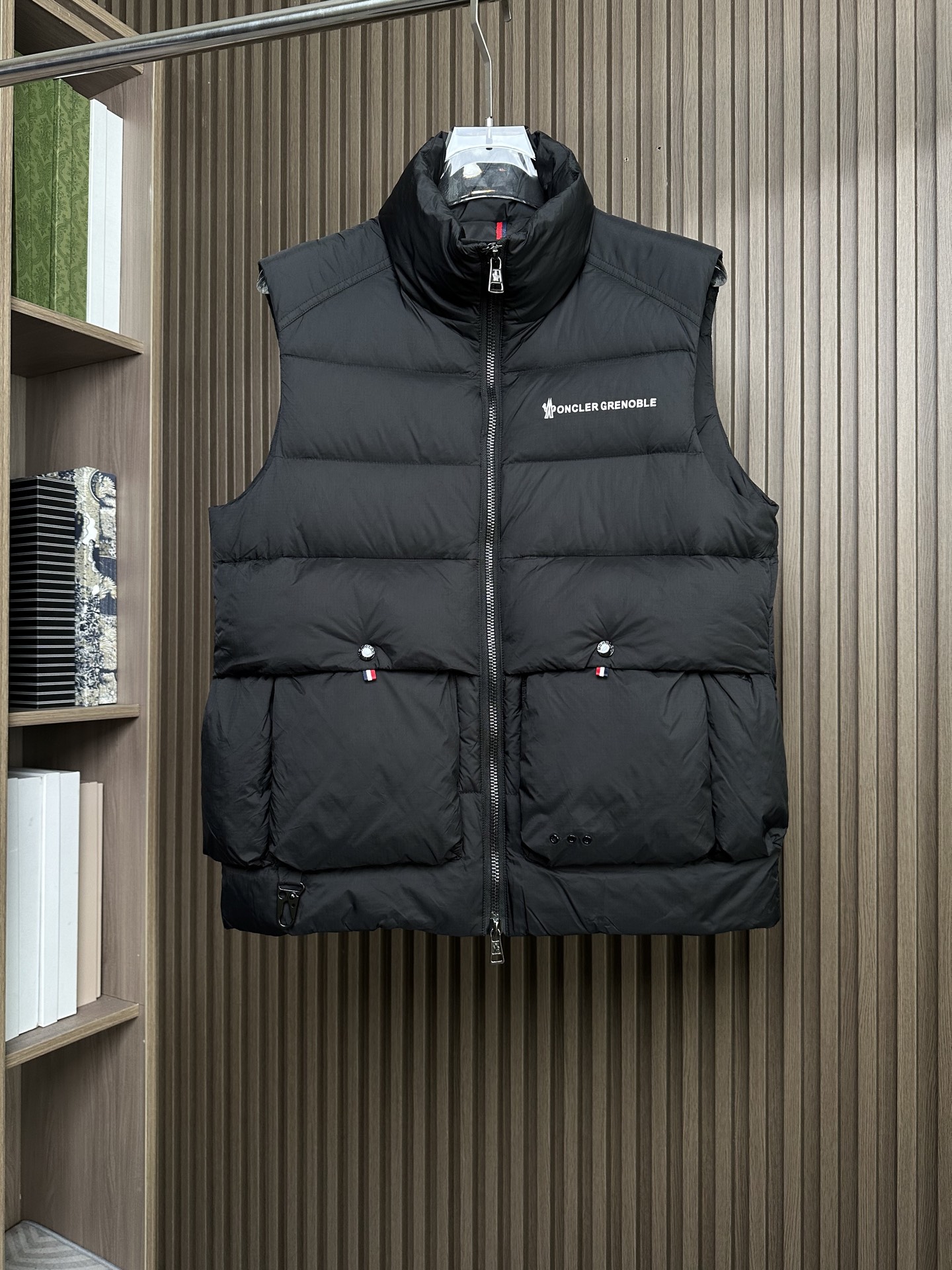 羽绒服 （黑～）Mon蒙口 2025秋冬新款羽绒马甲 ！年度的压轴款登场...匠心技艺于一身的经典款.