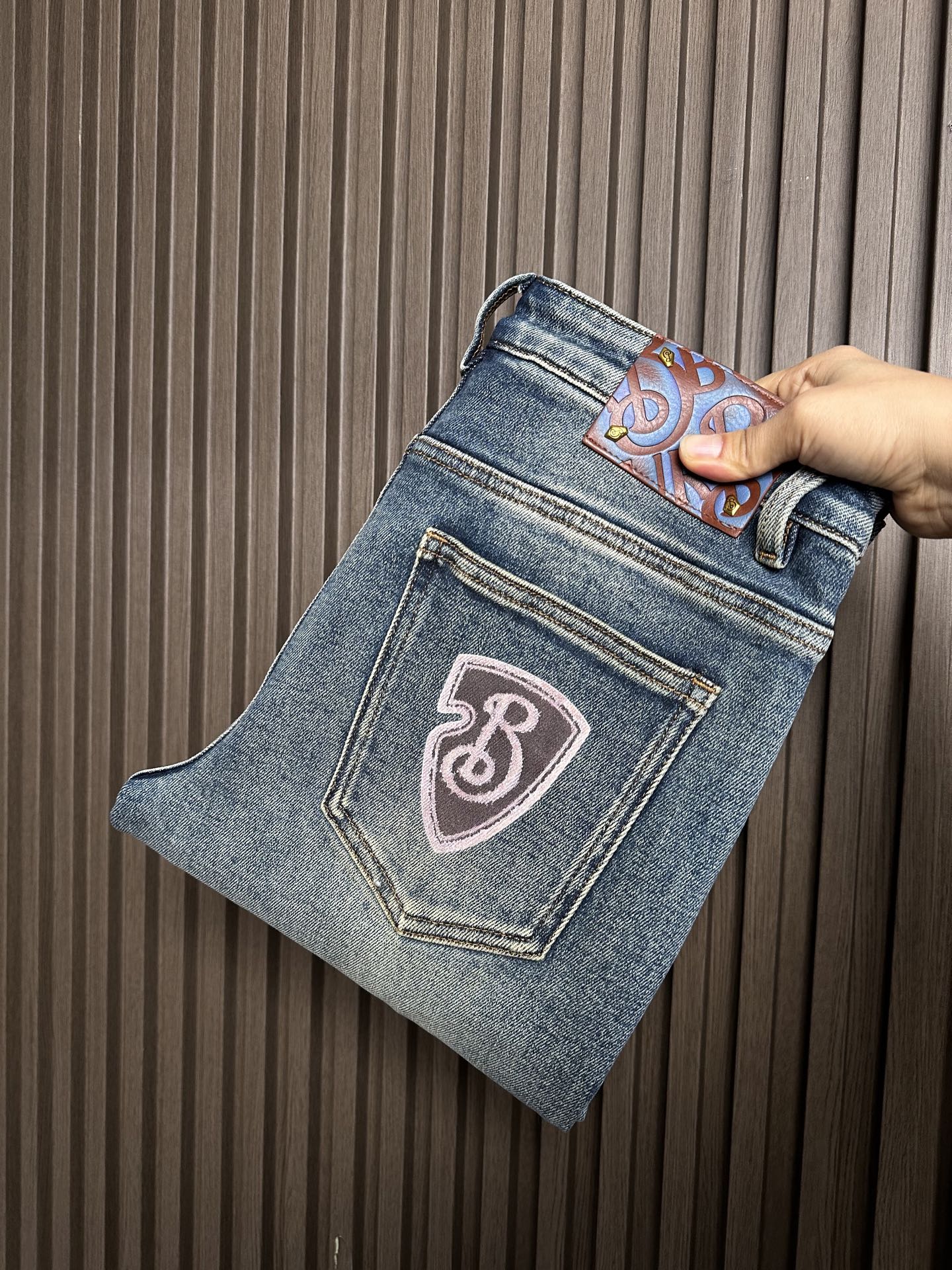 . 520962_310 520962_310