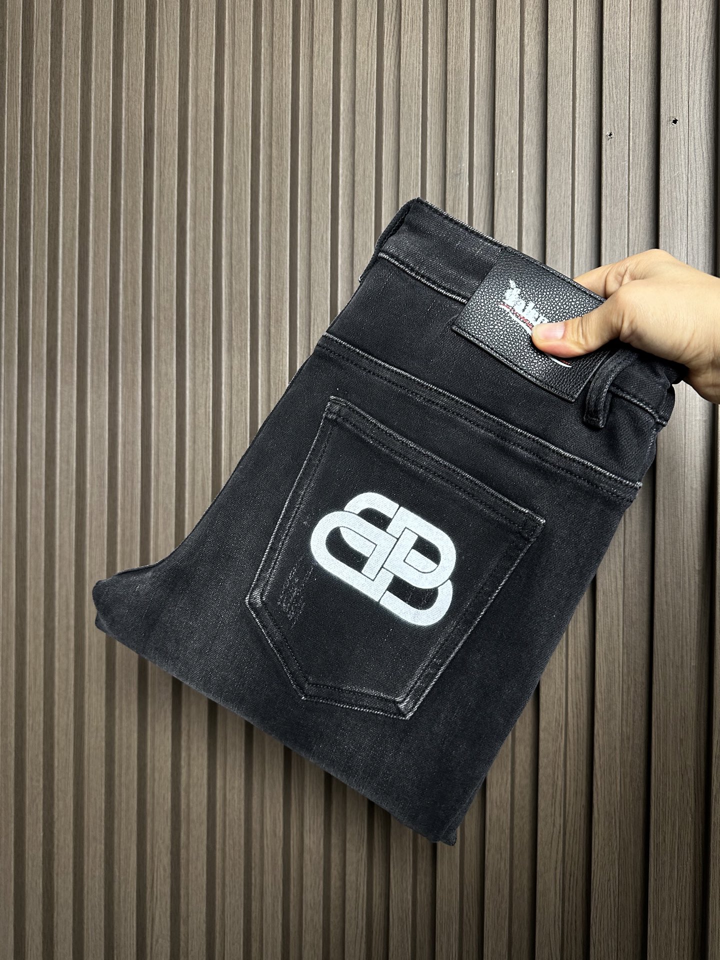 . 520968_310 520968_310