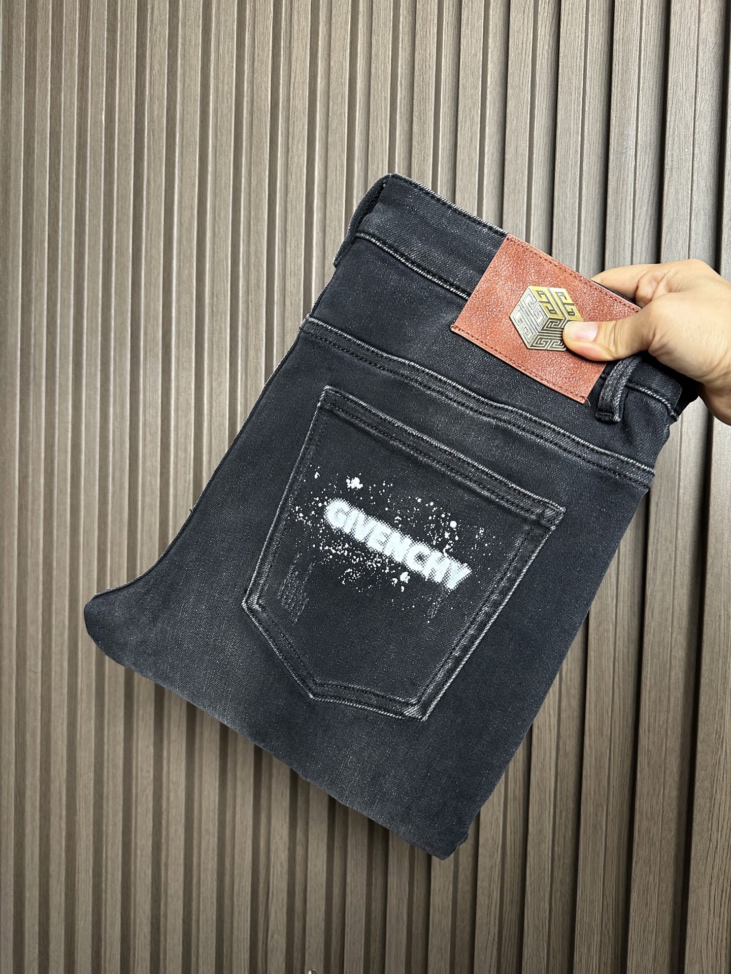 . 520974_310 520974_310