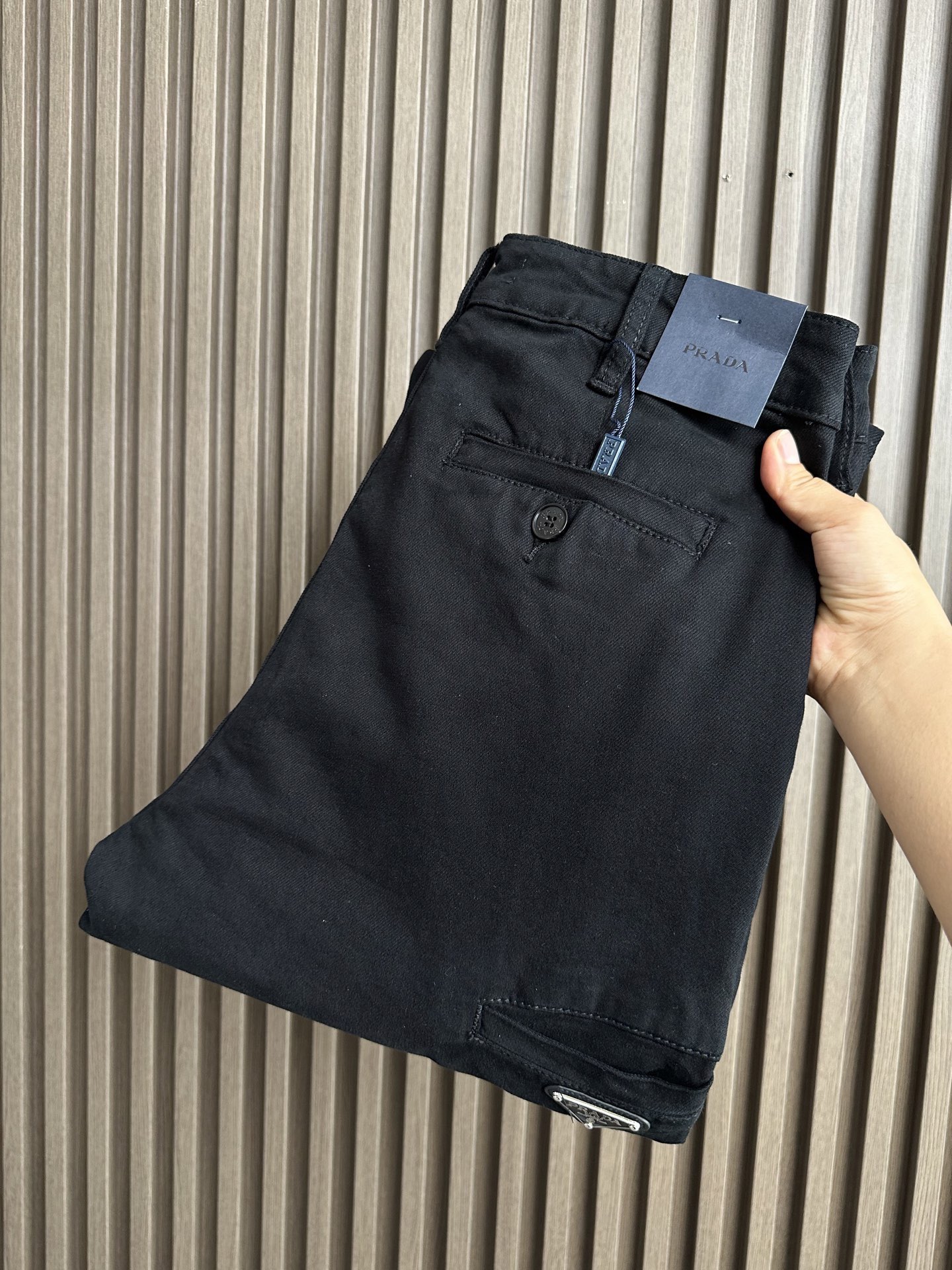 . 520922_280 520922_280