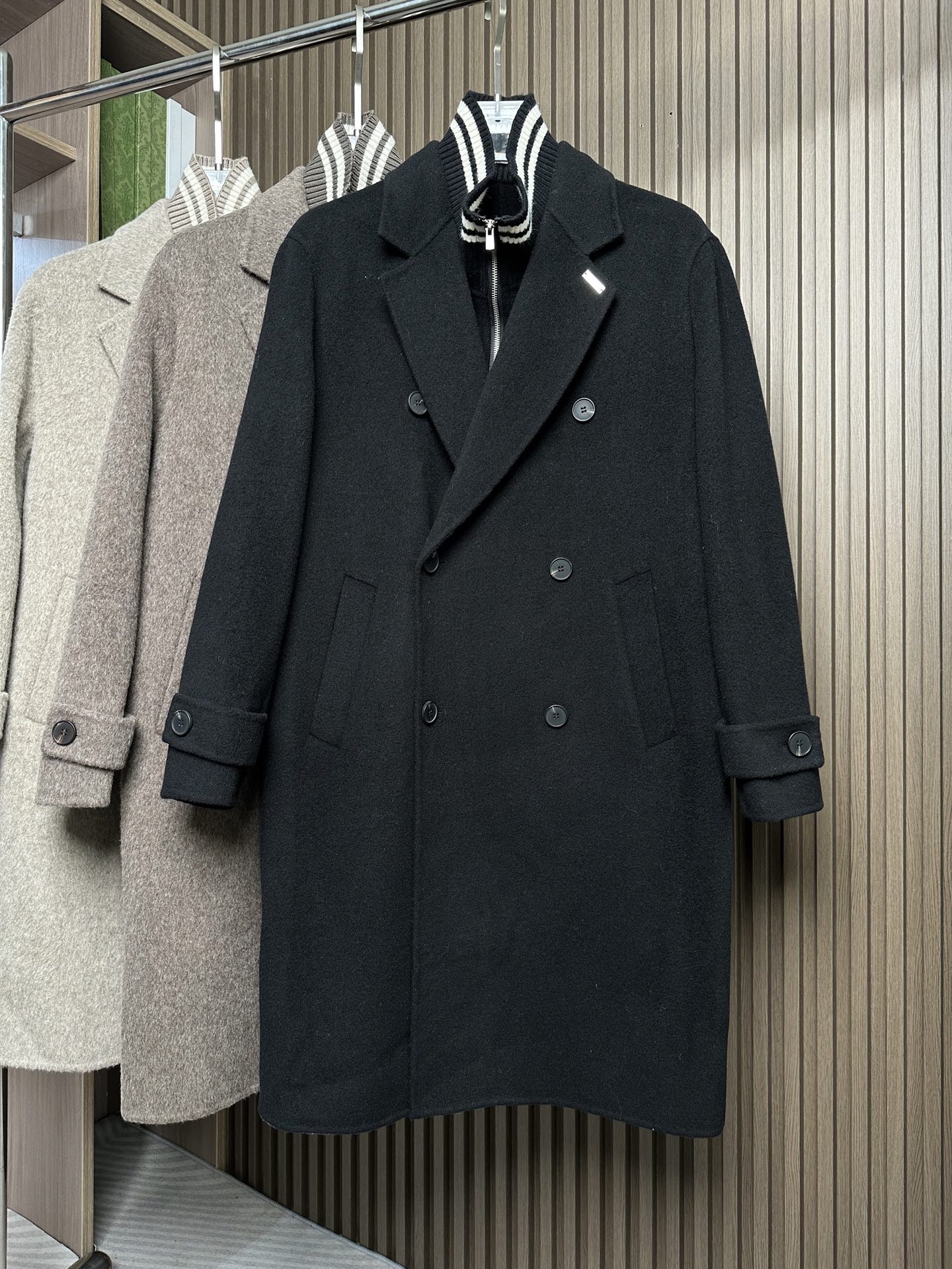 羽模式 ZZ杰尼亚25FW秋冬新款羊毛大衣🧥，100%羊毛大衣：演绎冬日的优雅与温暖】冬日的风，带着凛冽