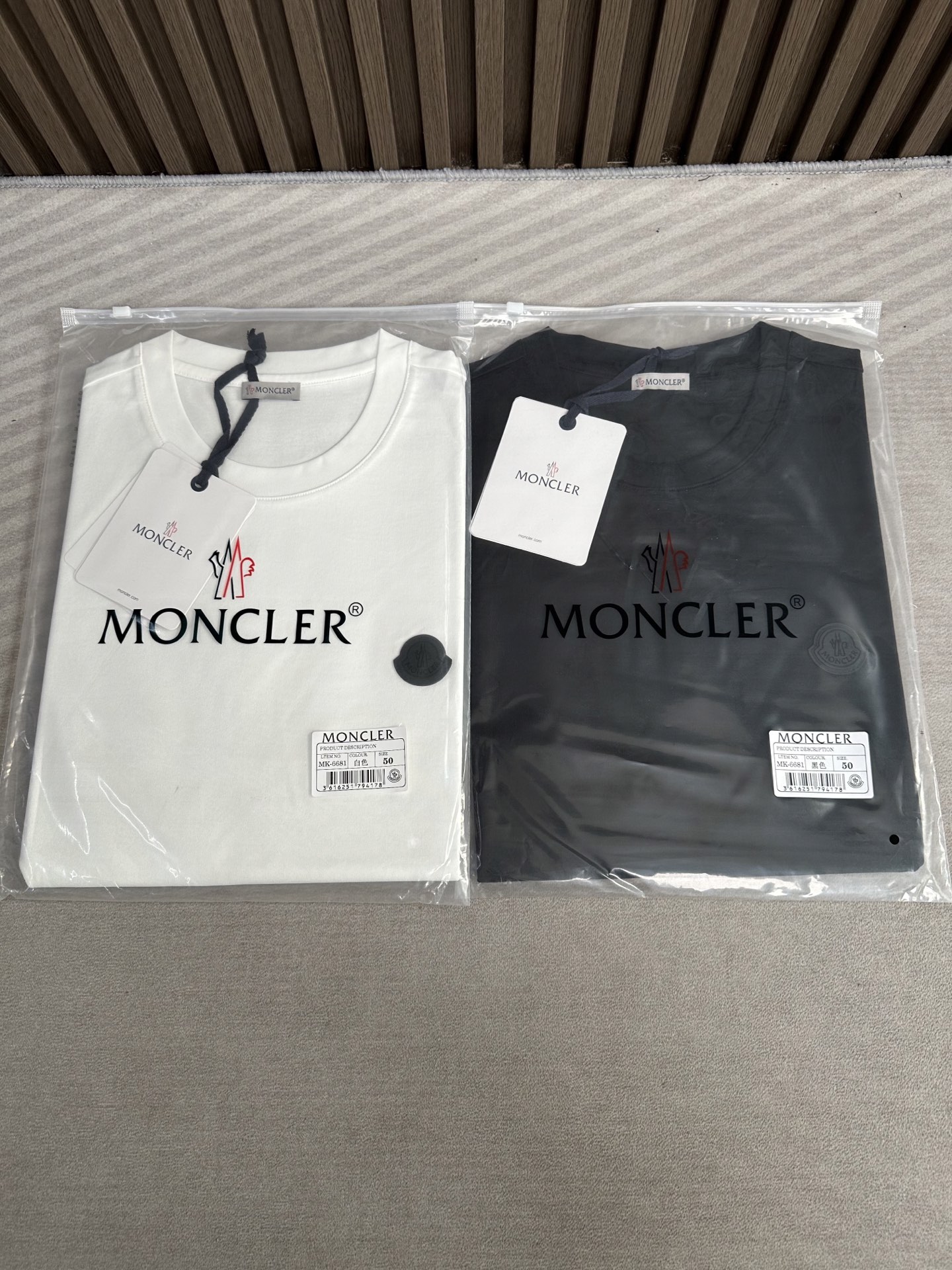 몽클레어 남성 반팔 48544
