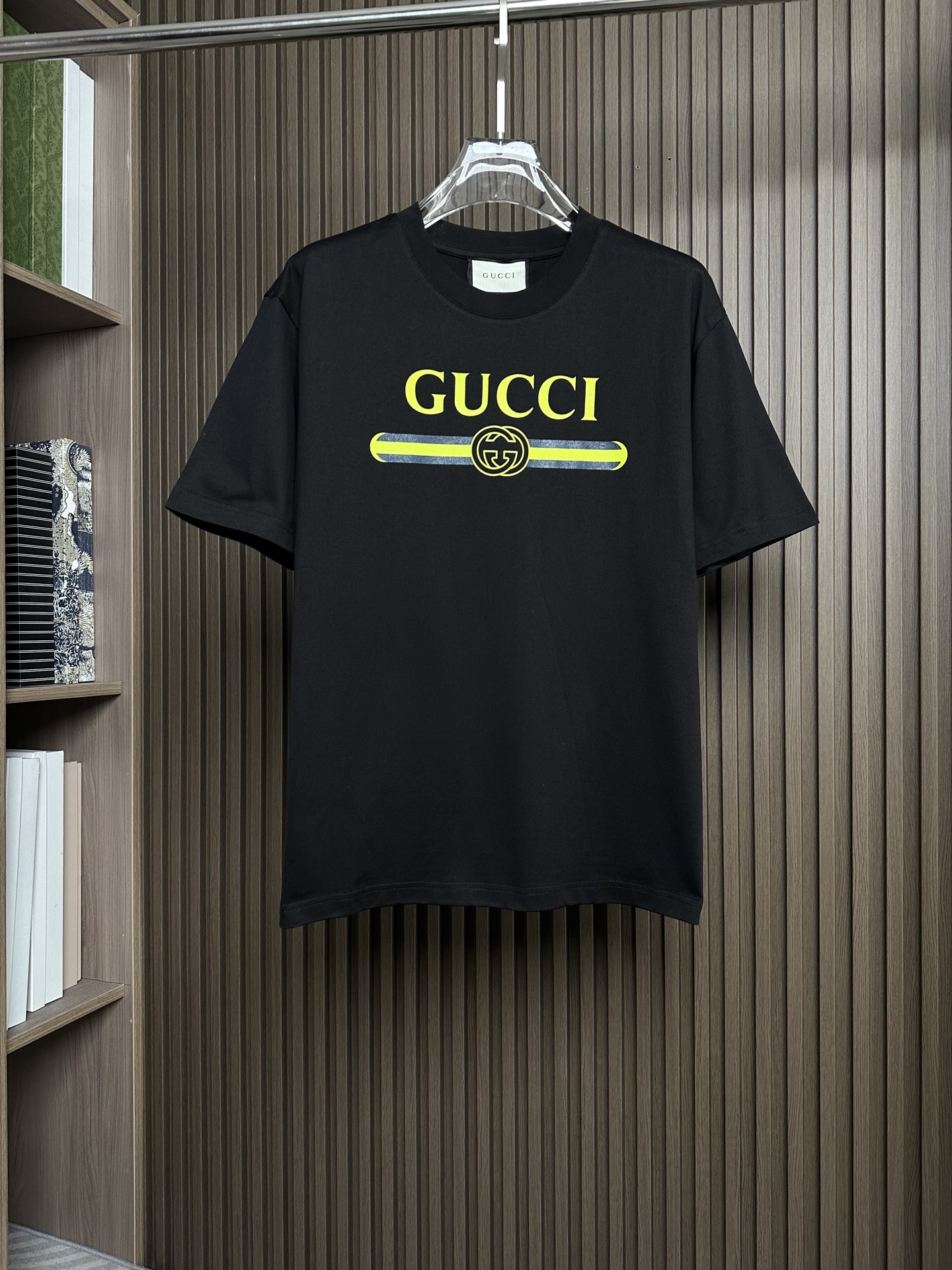 Nueva camiseta gabinete P90 Gucci 2026 🎽 ¡Confeccionada con tela Salona, ​​súper agradable para la piel y transpirable…
