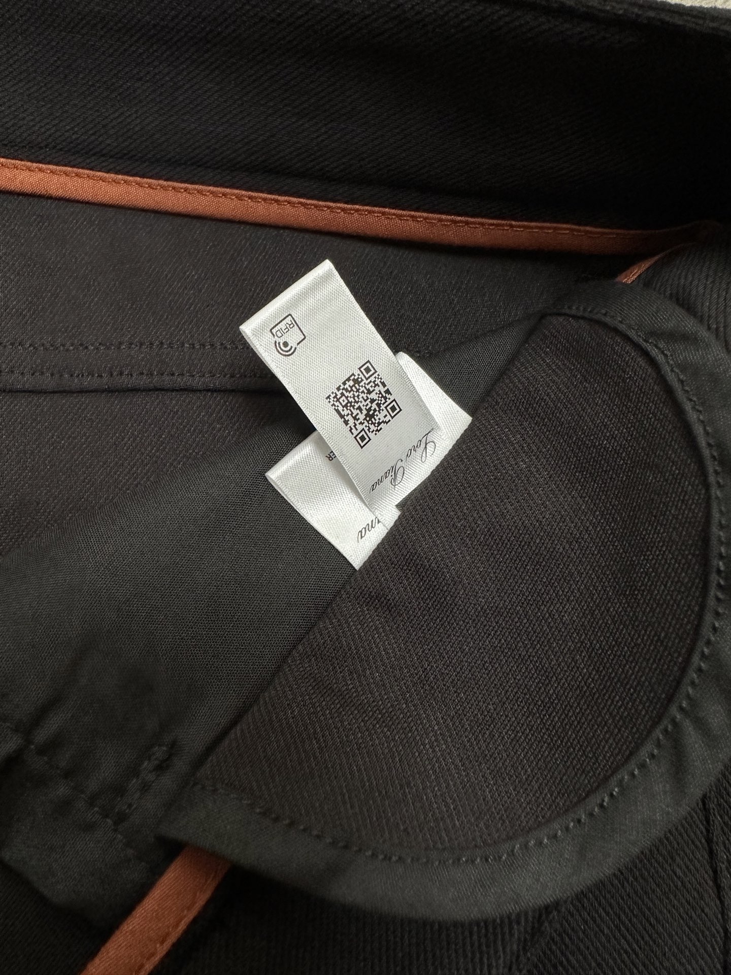 Loro Piana诺悠翩雅26SS早春新款五袋款休闲裤 面料精选斜纹高弹面料 柔软舒适 经典百搭 老钱