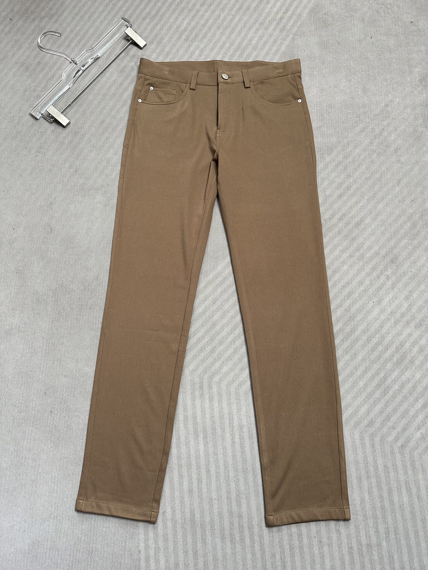 Loro Piana诺悠翩雅26SS早春新款五袋款休闲裤 面料精选斜纹高弹面料 柔软舒适 经典百搭 老钱