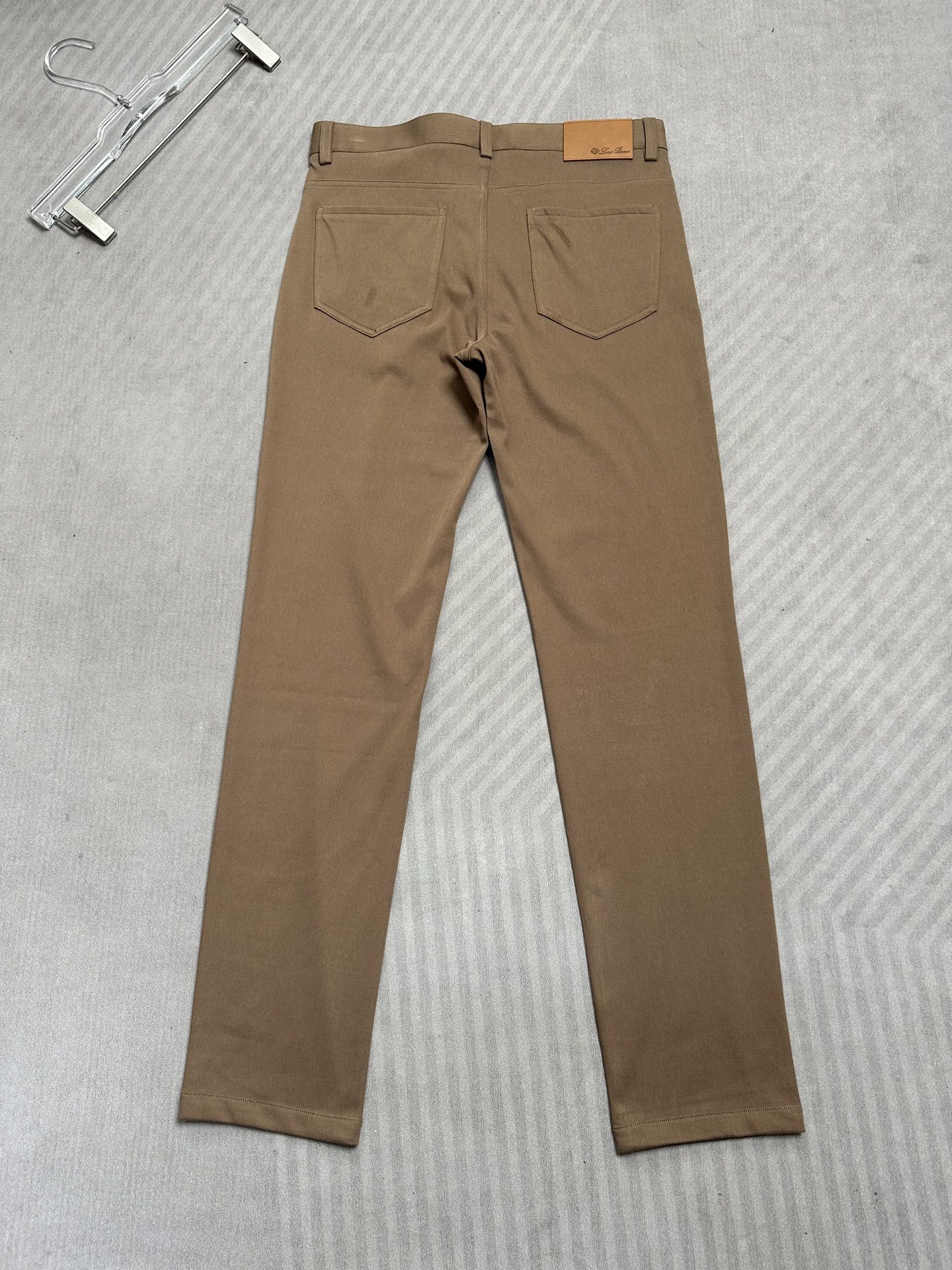 Loro Piana诺悠翩雅26SS早春新款五袋款休闲裤 面料精选斜纹高弹面料 柔软舒适 经典百搭 老钱