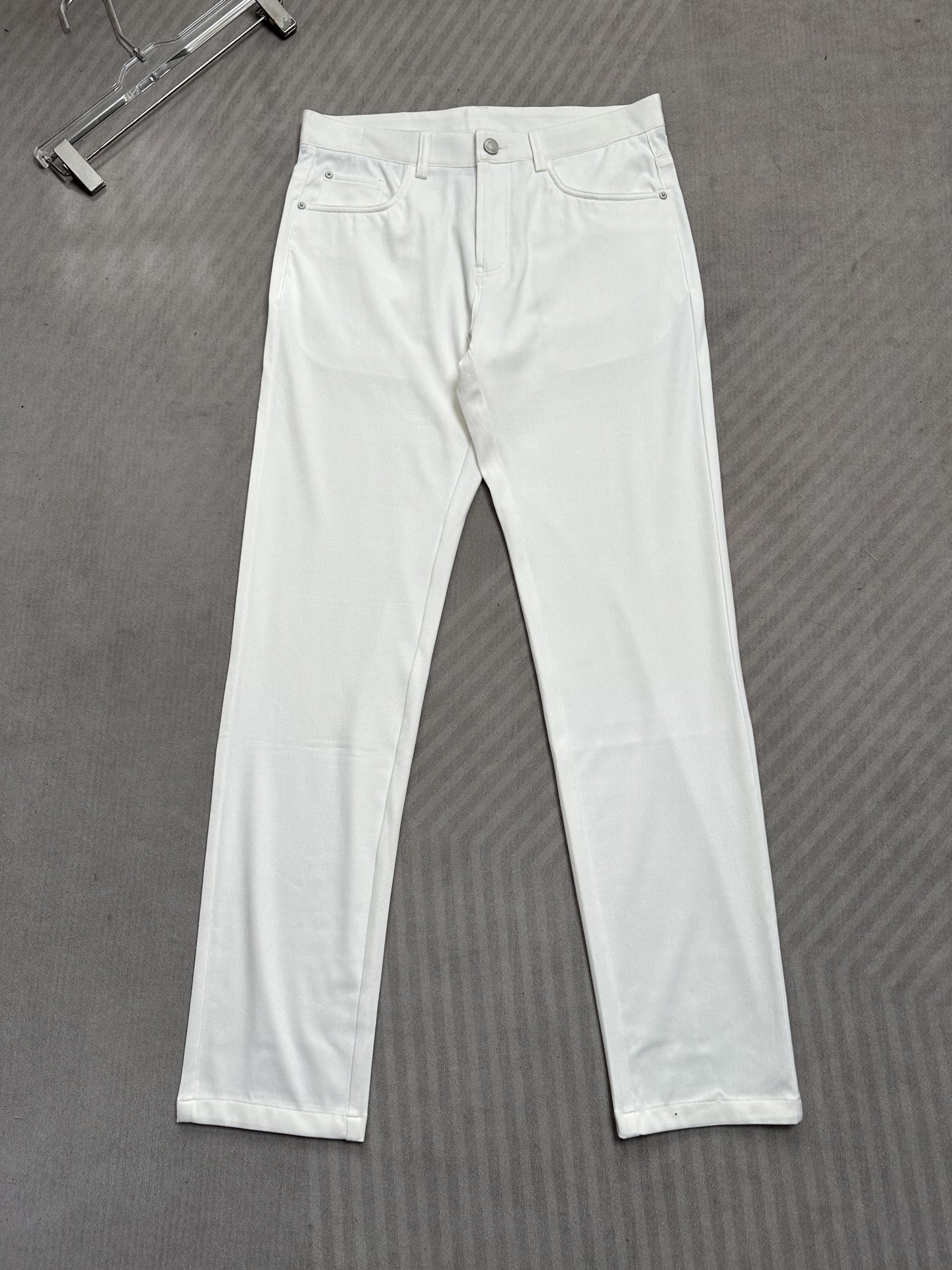 Loro Piana诺悠翩雅26SS早春新款五袋款休闲裤 面料精选斜纹高弹面料 柔软舒适 经典百搭 老钱