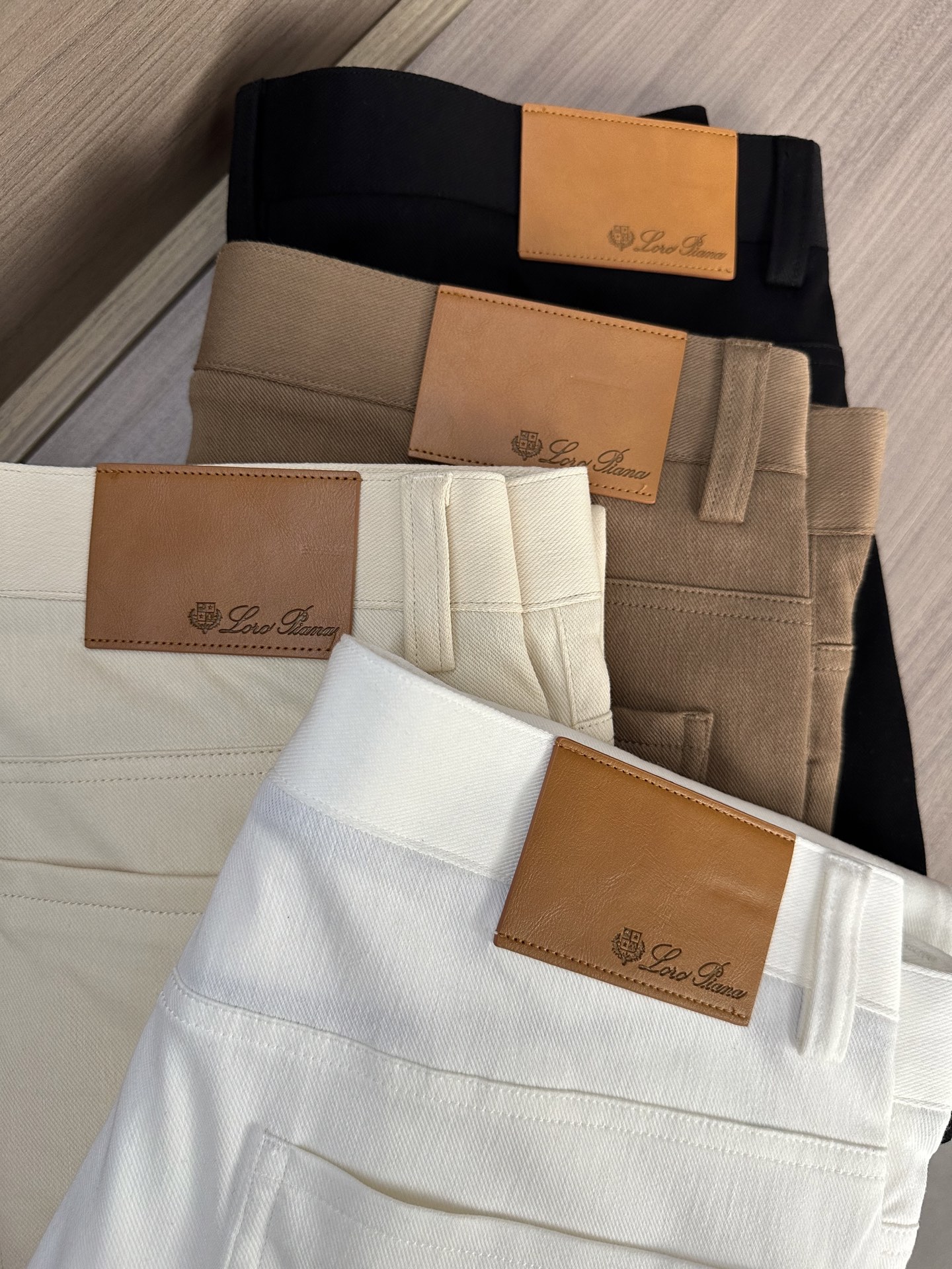 Loro Piana诺悠翩雅26SS早春新款五袋款休闲裤 面料精选斜纹高弹面料 柔软舒适 经典百搭 老钱