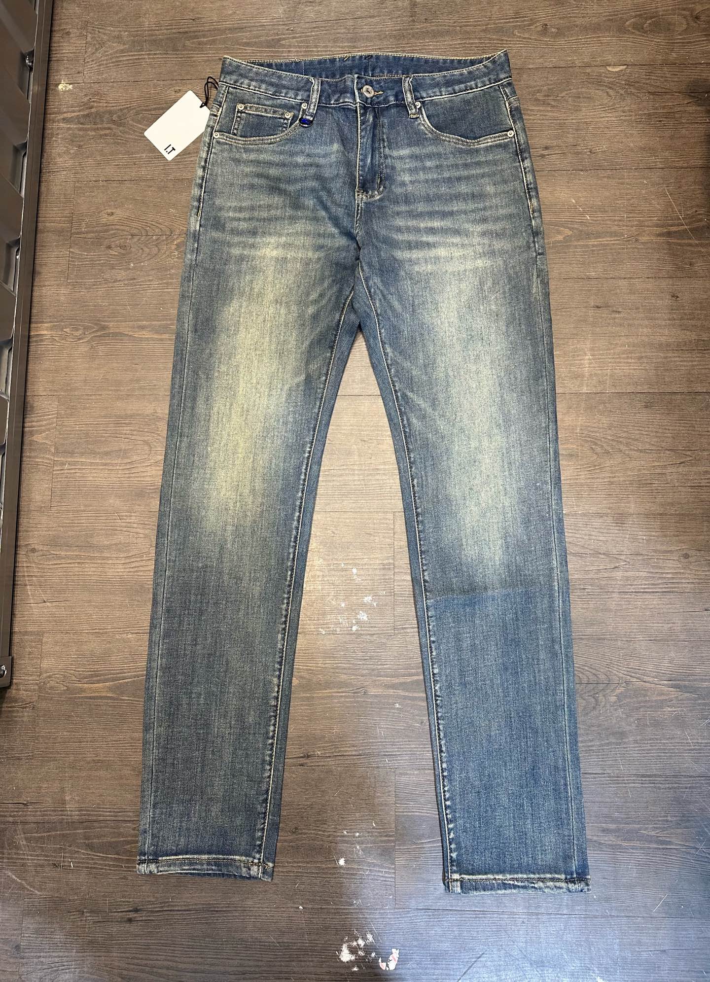 🔥Burberry 巴宝莉26SS春夏新款五袋款牛仔裤，面料精选高弹牛仔面料 轻薄柔软舒适 定制高端五金