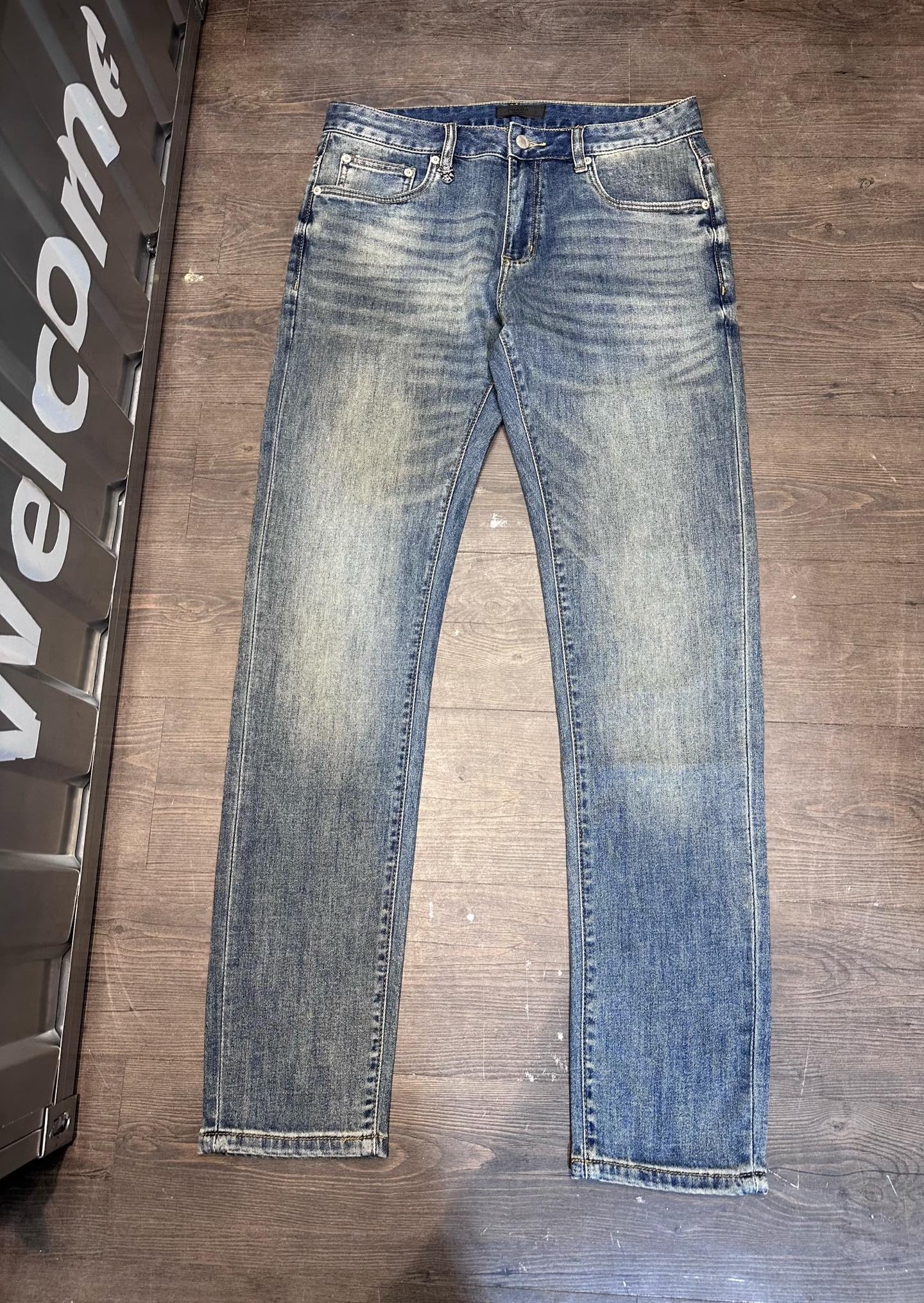 🔥PRADA普拉达26SS春夏新款五袋款牛仔裤，面料精选高弹牛仔面料 轻薄柔软舒适 定制高端五金 细节彰