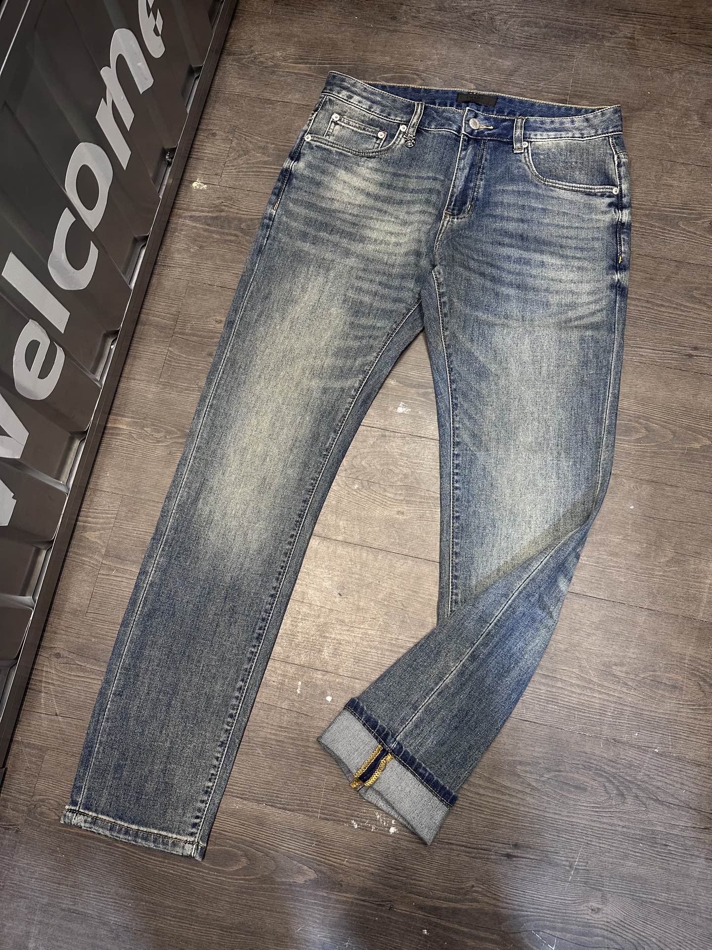 🔥PRADA普拉达26SS春夏新款五袋款牛仔裤，面料精选高弹牛仔面料 轻薄柔软舒适 定制高端五金 细节彰