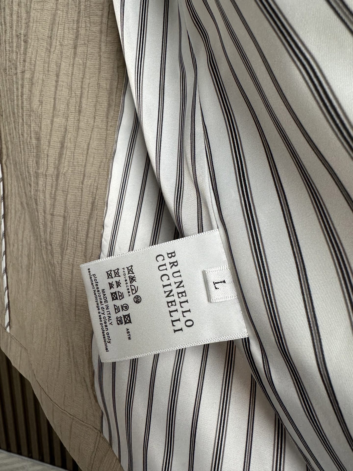 BC26ss春夏新款亚麻西服外套 休闲商务款 多种穿搭法，适合多种场合 面料选用进口天丝麻 顶级品质 工