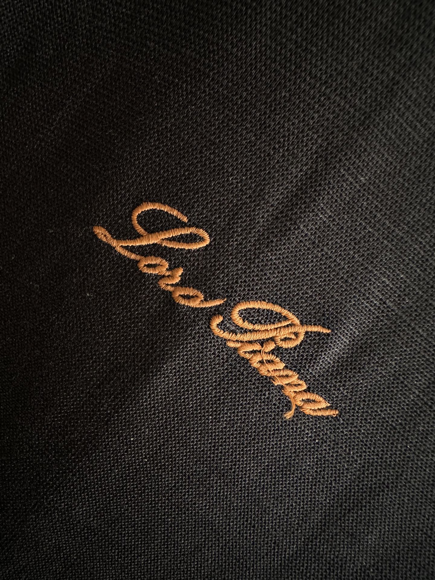 26ss 早春新品Loro piana轻奢立领马甲 | 把高级感穿在日常甄选高支面料，触感软糯，垂坠有型