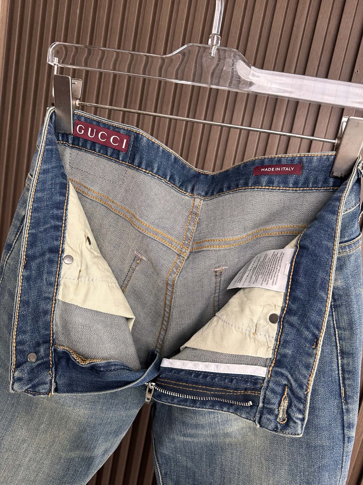 🔥GUCCI古奇26SS春夏新款五袋款牛仔裤，面料精选高弹牛仔面料 轻薄柔软舒适 定制高端五金 细节彰显