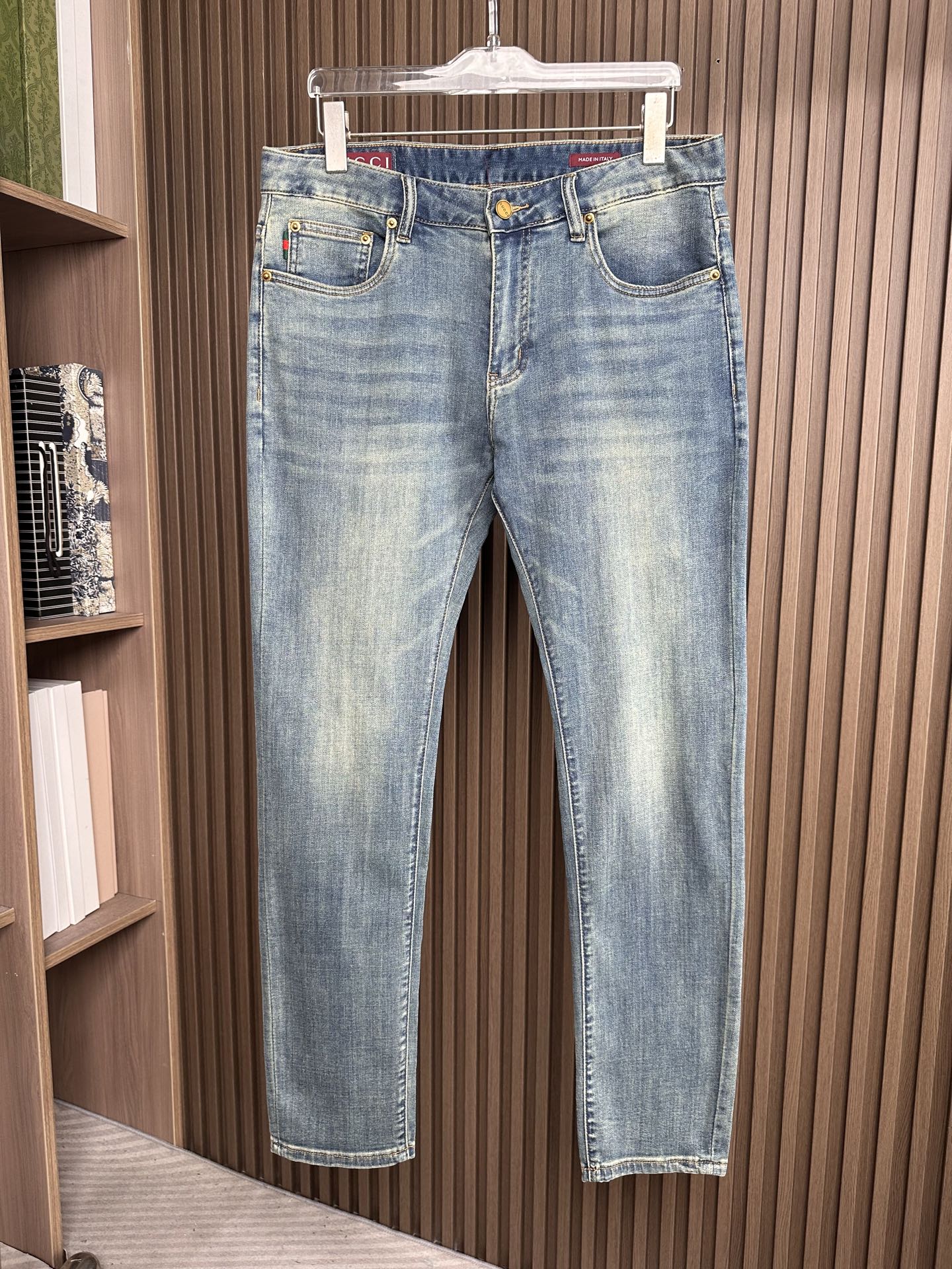 🔥GUCCI古奇26SS春夏新款五袋款牛仔裤，面料精选高弹牛仔面料 轻薄柔软舒适 定制高端五金 细节彰显