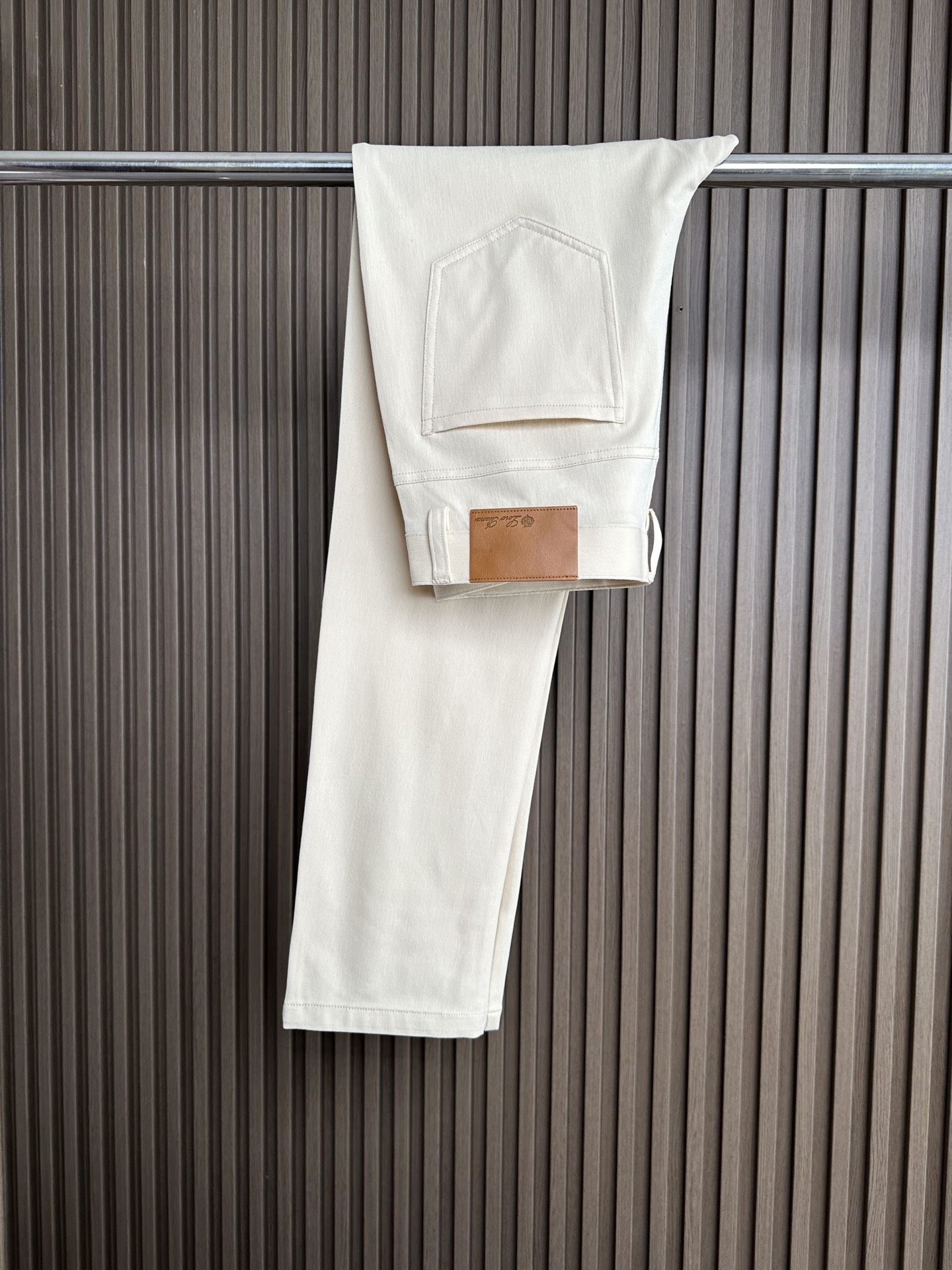 （杏色～）Loro piana诺悠翩雅26SS早春新款五袋款休闲裤 面料精选斜纹高弹面料 柔软舒适 经典