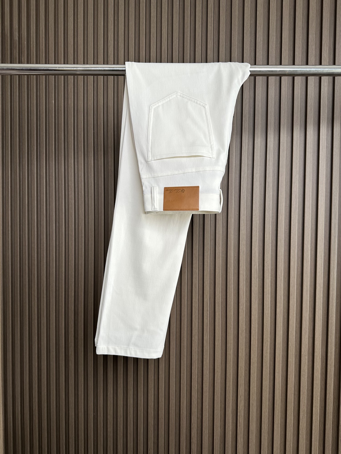 （白～）Loro piana诺悠翩雅26SS早春新款五袋款休闲裤 面料精选斜纹高弹面料 柔软舒适 经典百