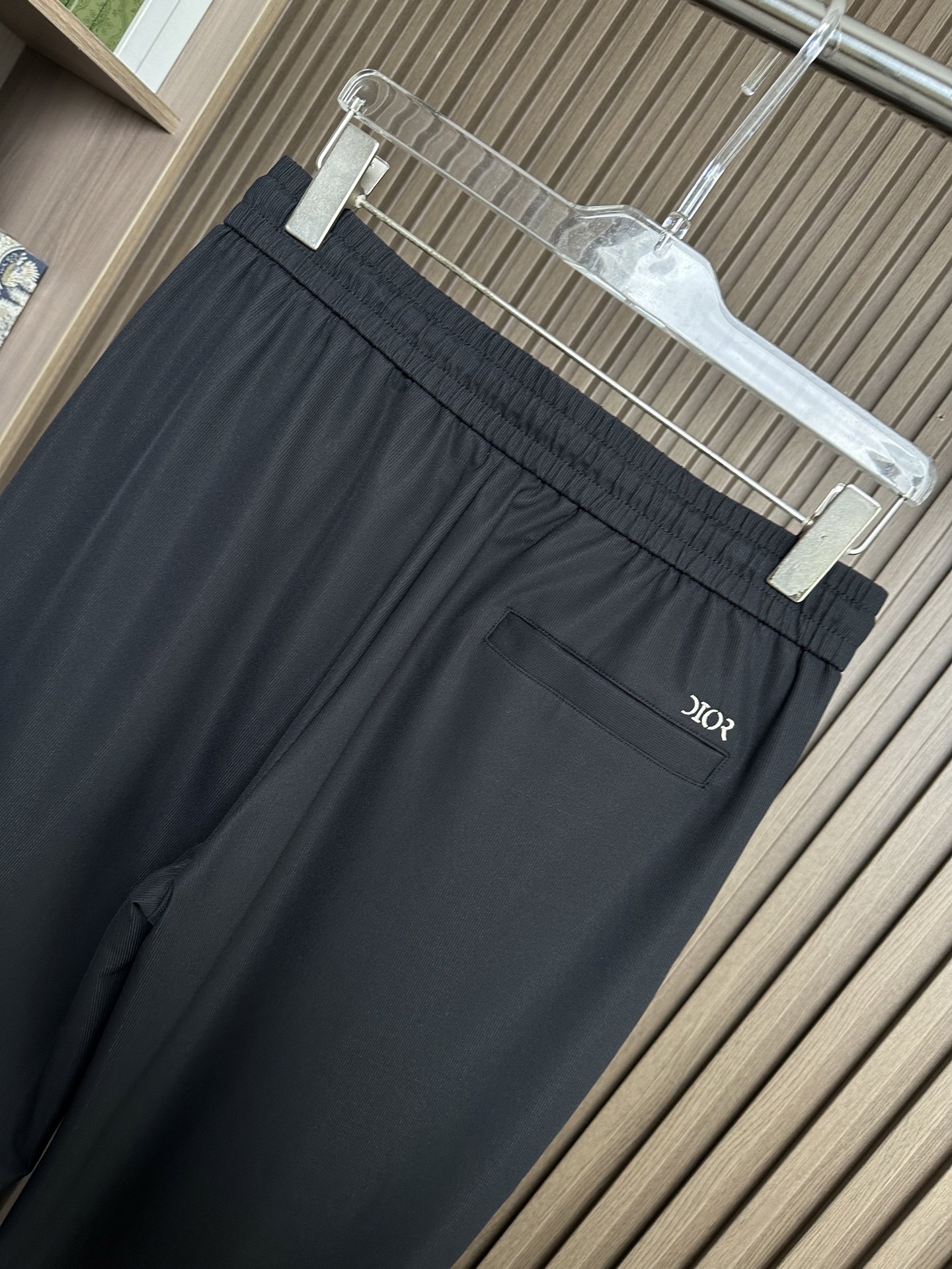 CD迪奥26SS春夏新款休闲裤，高密度涤纶平纹四面弹面料，布面平整挺括🈶性，抗皱不易变形 ，不易褪色，耐