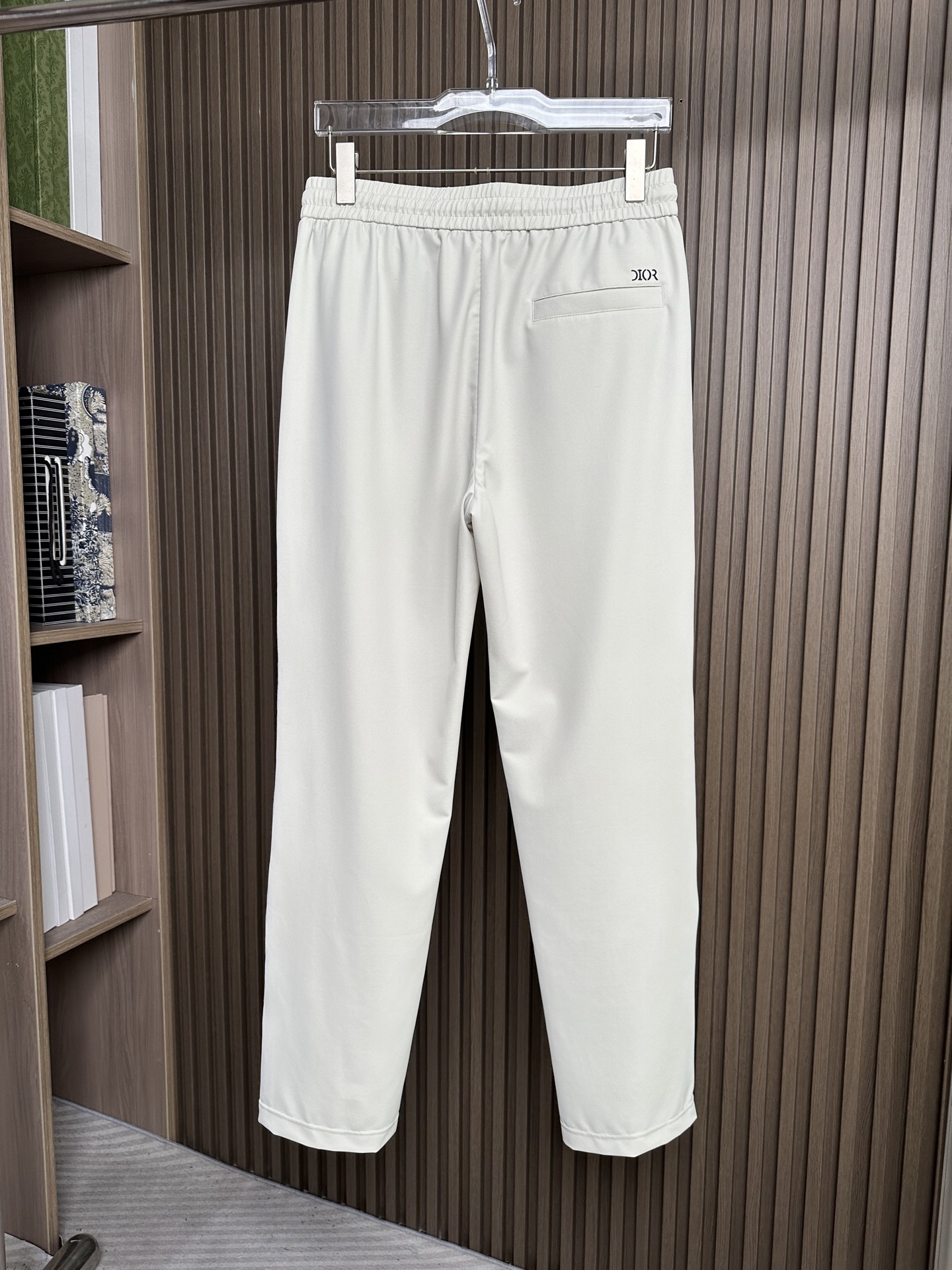 CD迪奥26SS春夏新款休闲裤，高密度涤纶平纹四面弹面料，布面平整挺括🈶性，抗皱不易变形 ，不易褪色，耐