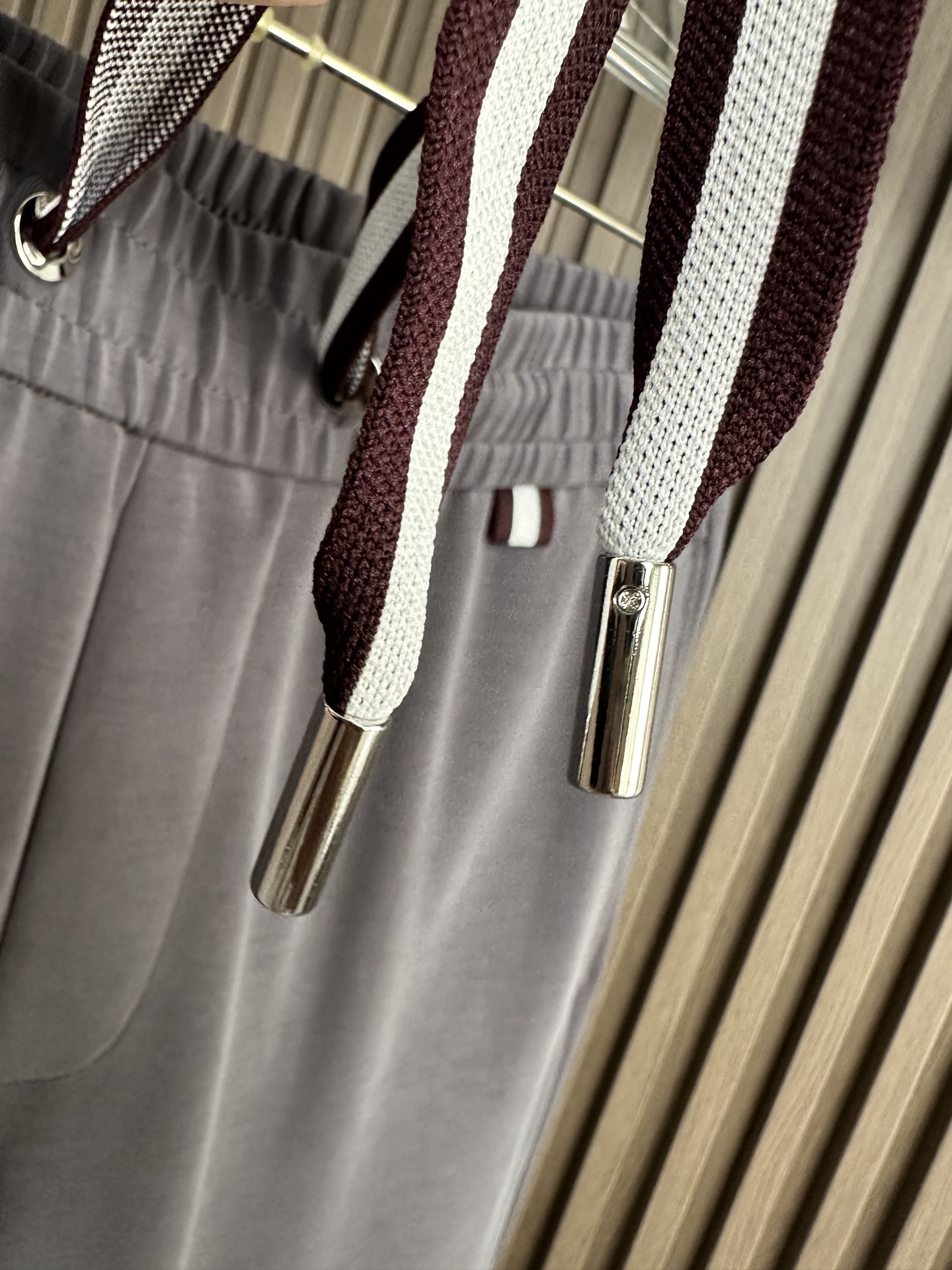 . GU古家26SS春夏新款休闲裤，高密度液氨四面弹面料，布面平整挺括🈶性，抗皱不易变形 ，不易褪色，耐