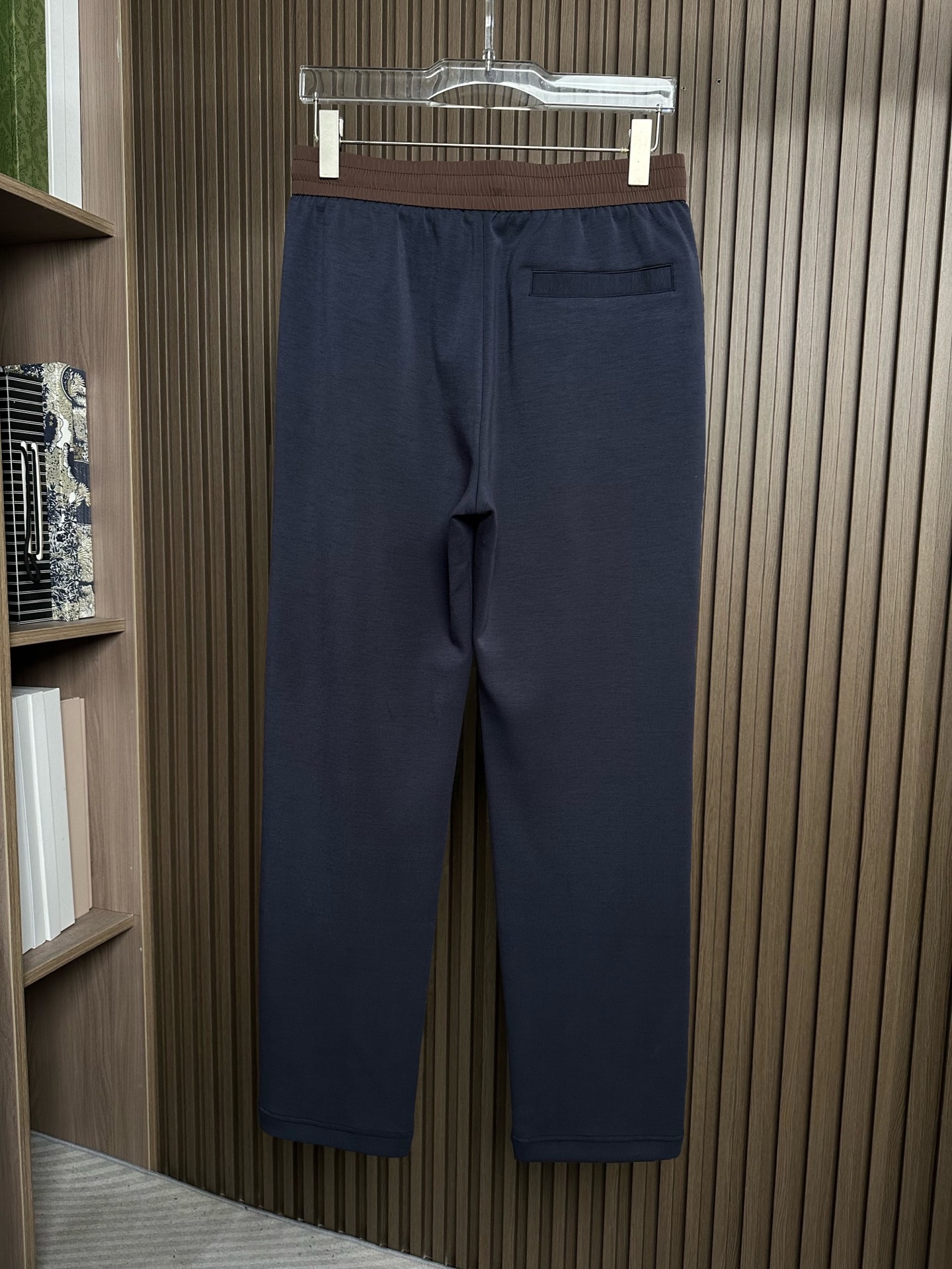（藏蓝色～）Loro piana诺悠翩雅26SS春夏新款休闲裤（2色款～）采用升级版，二醋酸，空气层面料