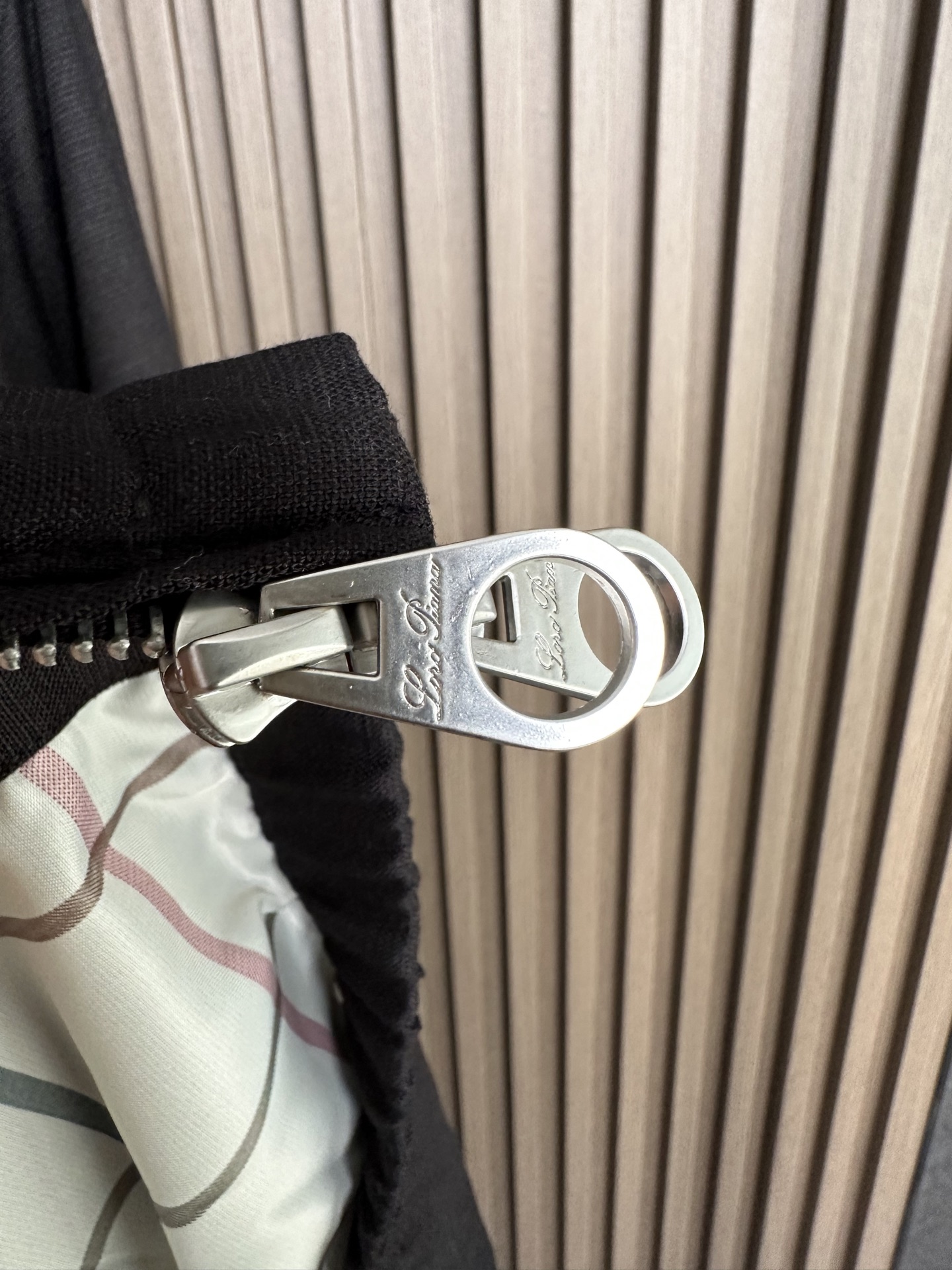 （黑～）早春新品Loro piana诺悠翩雅26SS轻奢立领夹克 | 把高级感穿在日常甄选高支面料，触感